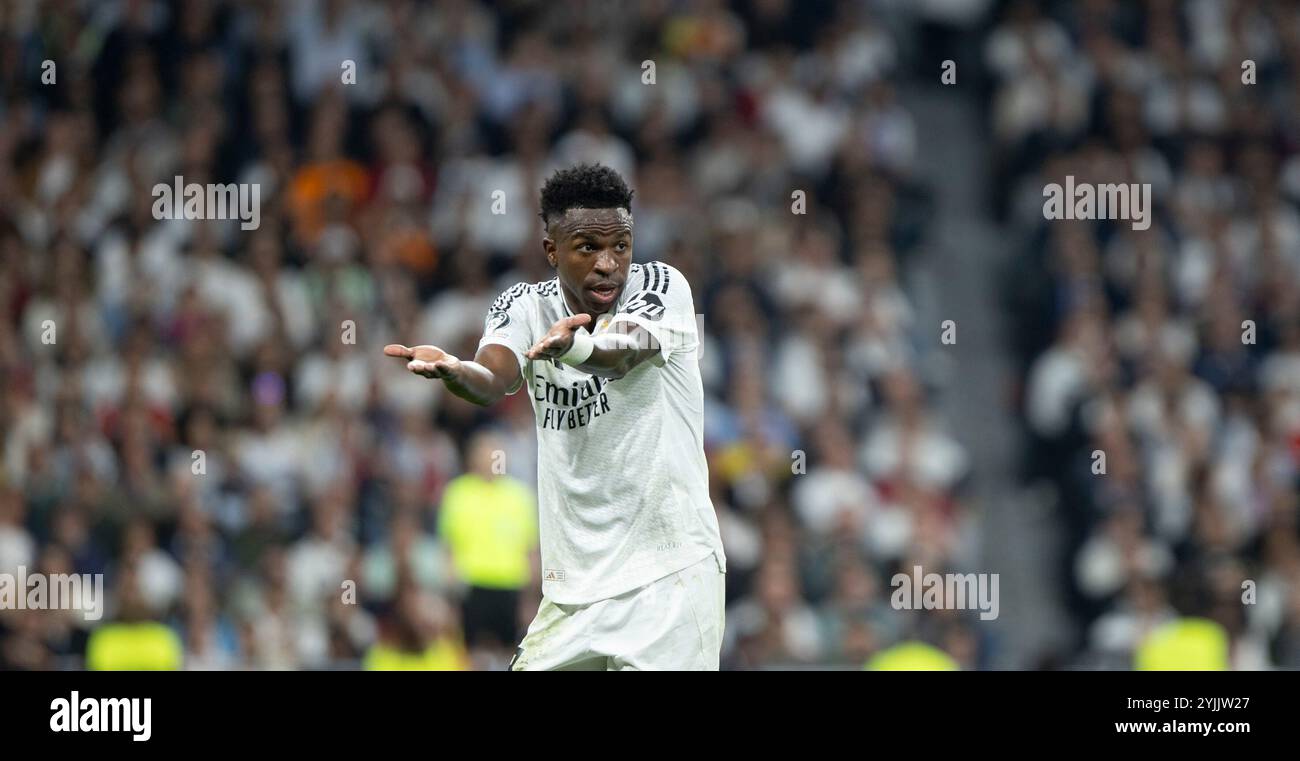 Madrid, 05/11/2024. Match de Ligue des champions joué au stade Santiago Bernabeu entre le Real Madrid et Milan, avec un score de 1 à 3 en faveur de Milan. Sur la photo, Vinicius. Photo : Ignacio Gil. ARCHDC. Crédit : album / Archivo ABC / Ignacio Gil Banque D'Images