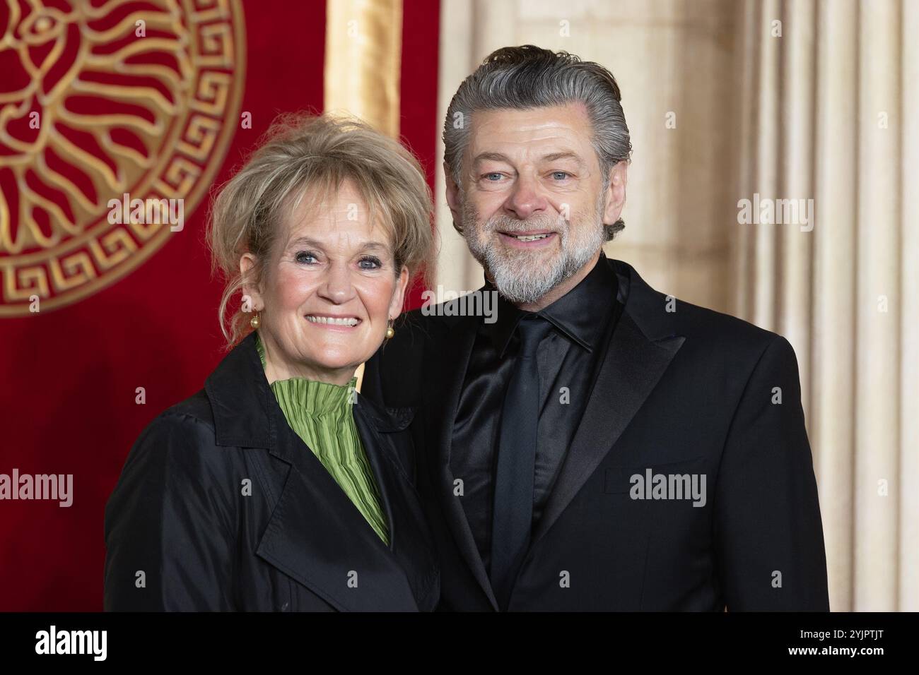 Londres, Royaume-Uni. 13 novembre 2024. Lorraine Ashbourne et Andy Serkis assistent à la première mondiale Gladiator II Red Carpet Arrivals à Leicester Square, le 13 novembre 2024 à Londres, Angleterre, Royaume-Uni. Crédit : S.A. / Alamy Live News Banque D'Images