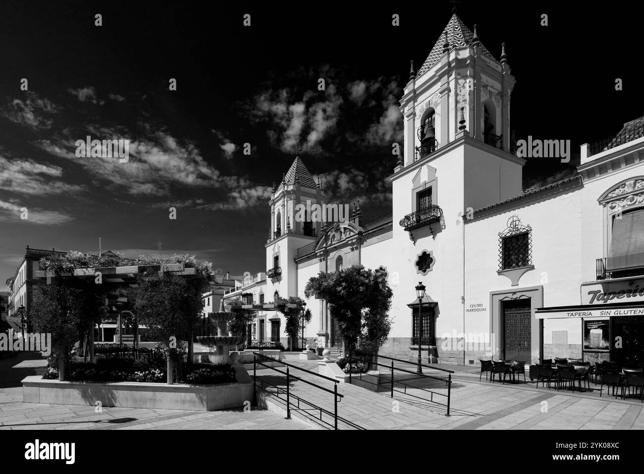 Vue de la Parroquia de Nuestra Señora del Socorro (l'église de Socorro), ville de Ronda, Andalousie, Espagne, Europe Banque D'Images