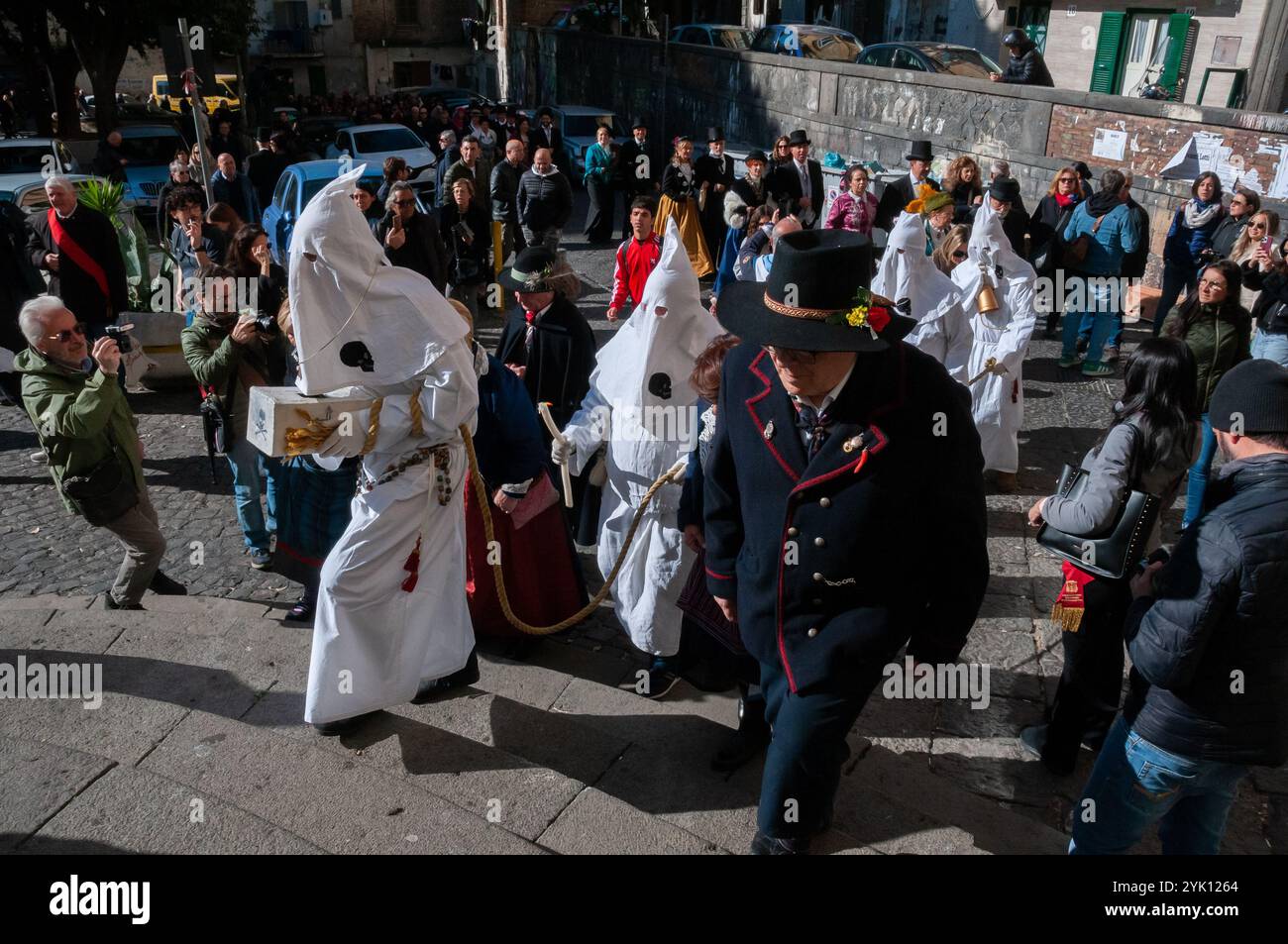 La procession des frères morts dans le district de Sanità. Naples Banque D'Images