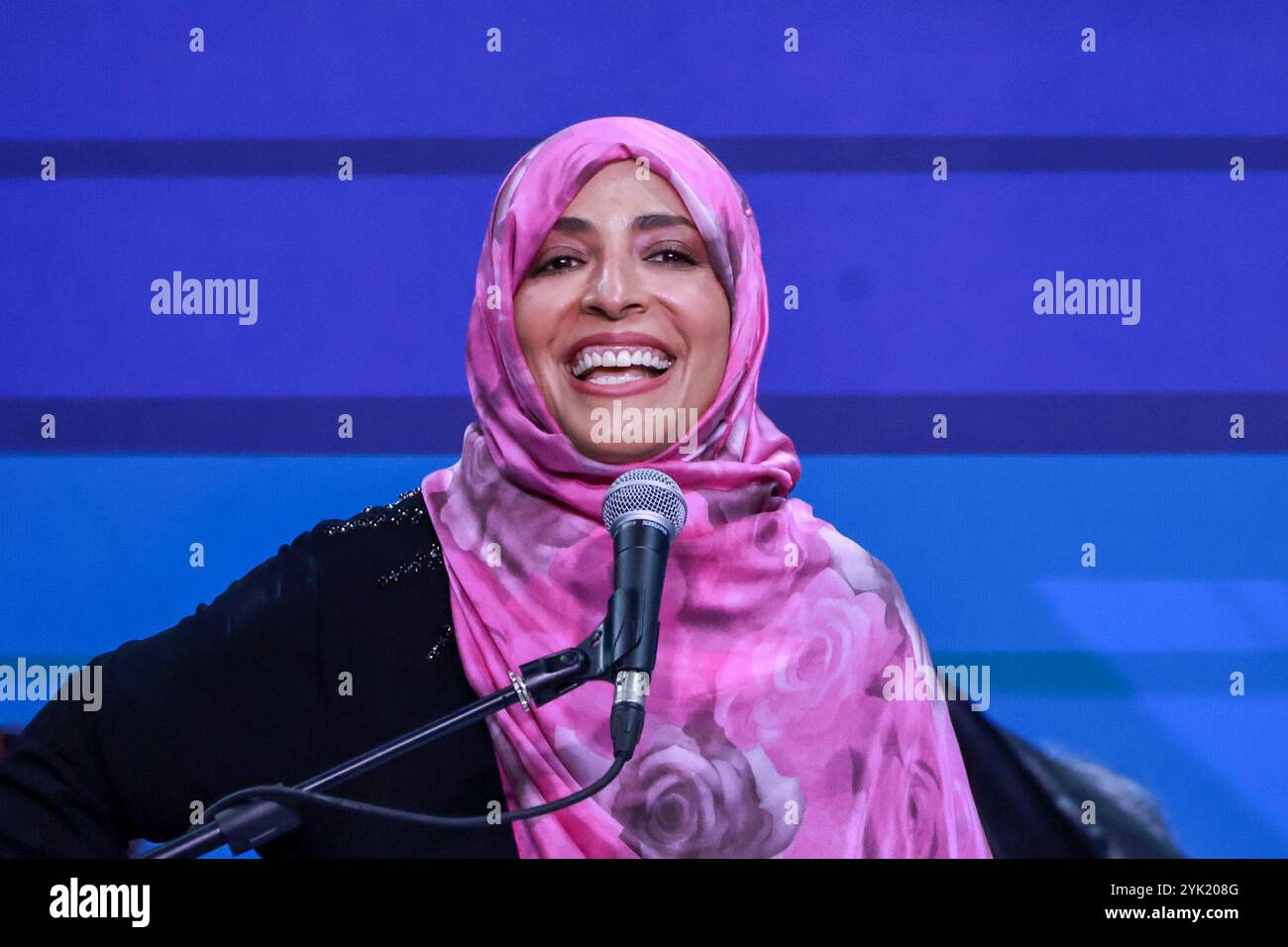 Rio de Janeiro, Brésil. 16 novembre 2024. TAWAKKOL Karman, Prix Nobel de la paix 2011 lors de la clôture et de la remise du document officiel entre les présidents du g20 social. (Crédit image : © Leco Viana/TheNEWS2 via ZUMA Press Wire) USAGE ÉDITORIAL SEULEMENT! Non destiné à UN USAGE commercial ! Banque D'Images