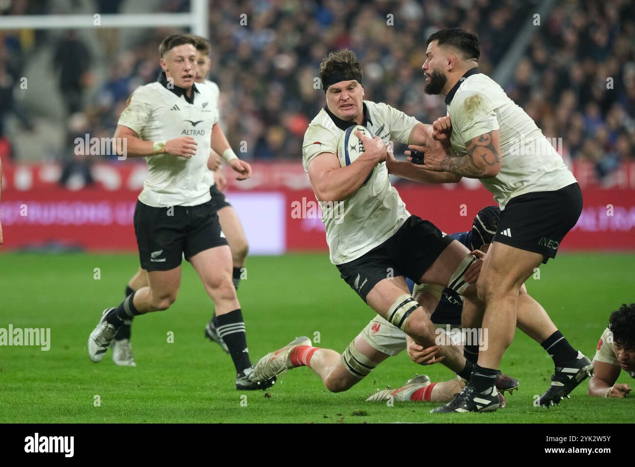17 novembre 2024, Saint Denis, Seine Saint Denis, France : la serrure de la nouvelle zélande L'équipe SCOTT BARRETT en action lors des Autumn Nations Series 2024 entre la France et la Nouvelle zélande au stade de France - St Denis - France. La France a gagné 30 : 29 (image crédit : © Pierre Stevenin/ZUMA Press Wire) USAGE ÉDITORIAL SEULEMENT! Non destiné à UN USAGE commercial ! Banque D'Images