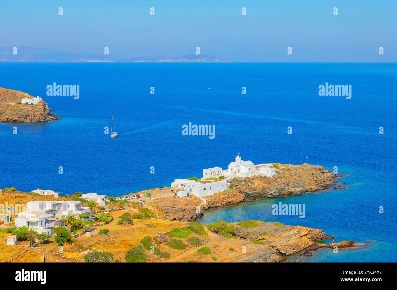 Monastère Chrisopigi, île de Sifnos, îles Cyclades, Grèce Banque D'Images