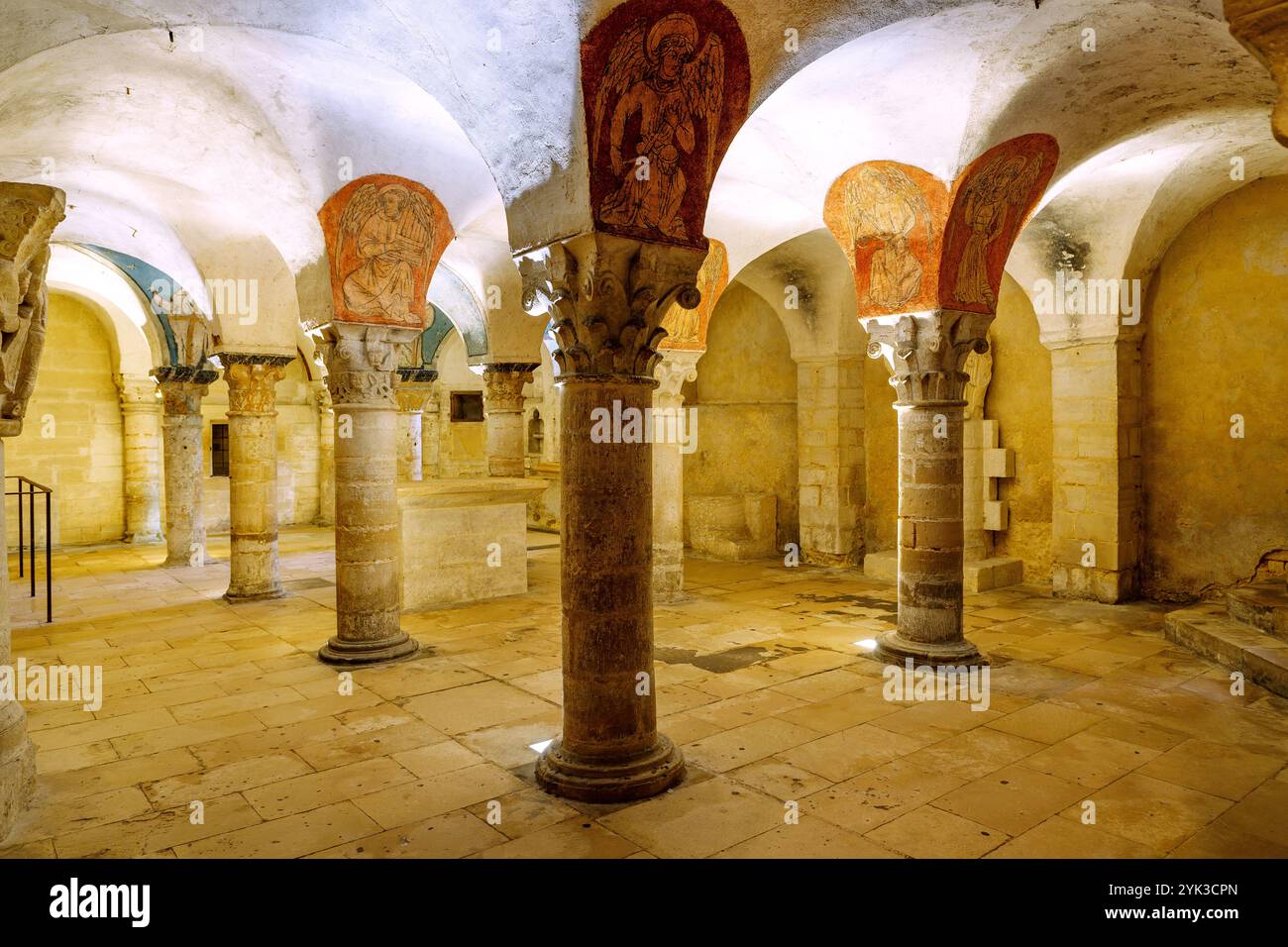 Crypte romane de la Cathédrale notre-Dame de Bayeux dans le département du Calvados en Normandie Banque D'Images