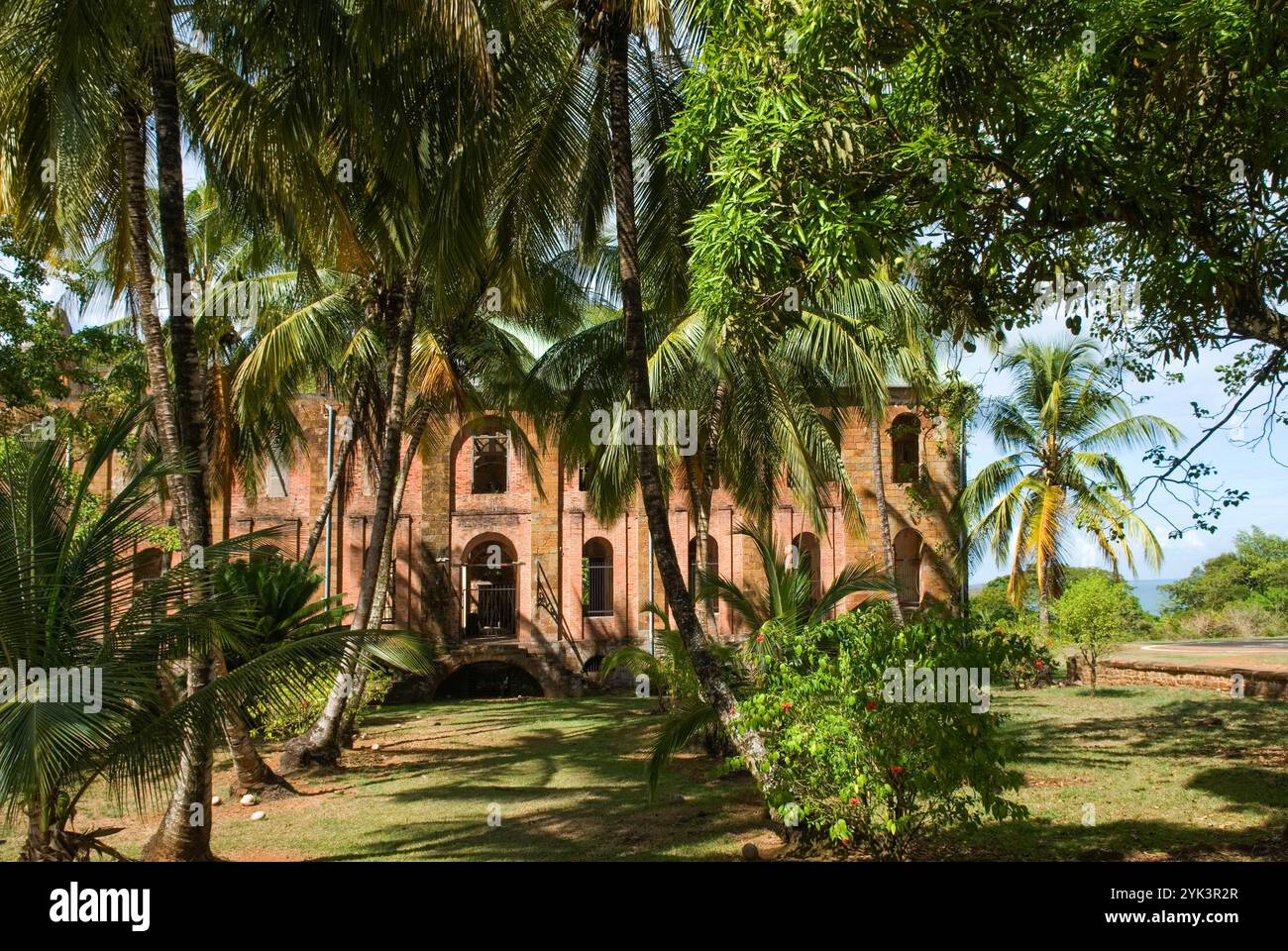 Vestiges de l'ancienne colonie pénitentiaire, Ile Royale, Iles du Salut, Guyane française, département et région d'outre-mer de France, AT Banque D'Images