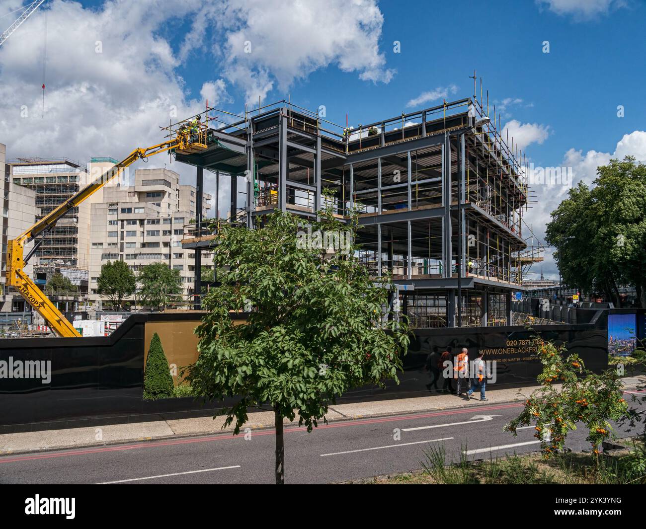 LONDRES, Royaume-Uni - 3 AOÛT 2013 : site d'une tour de gratte-ciel Blackfriars en construction à Southwark Banque D'Images