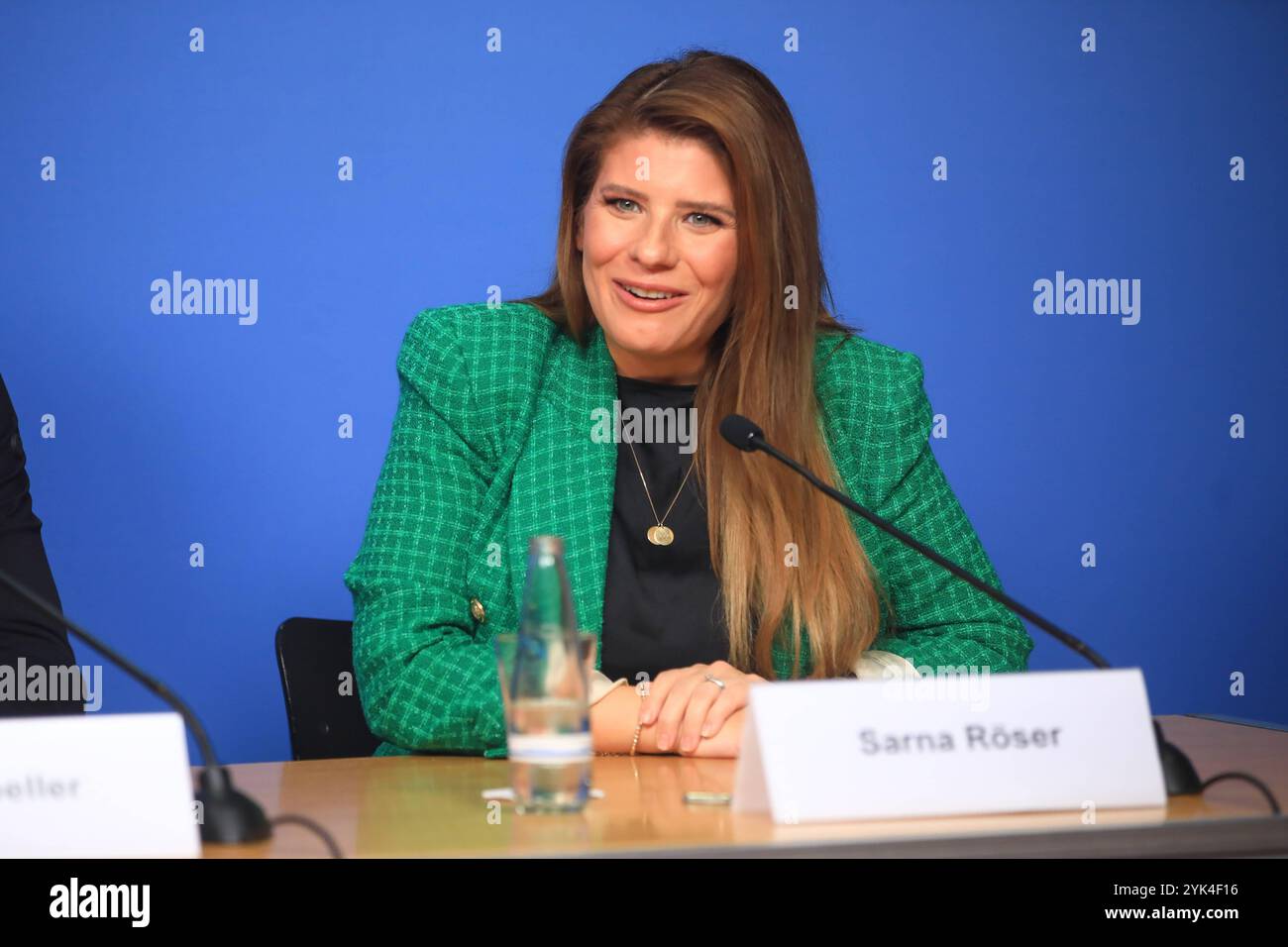 Ehrenpreis Innovator des Jahres 2024 Berlin - 15.11.2024 Sarna Röser BEI der Pressekonferenz zum Ehrenpreis Innovator des Jahres 2024 à Berlin Berlin Allemagne *** Prix d'honneur innovateur de l'année 2024 Berlin 15 11 2024 Sarna Röser à la conférence de presse pour le Prix d'honneur innovateur de l'année 2024 à Berlin Allemagne Copyright : xMatthiasxGränzdörferx Banque D'Images