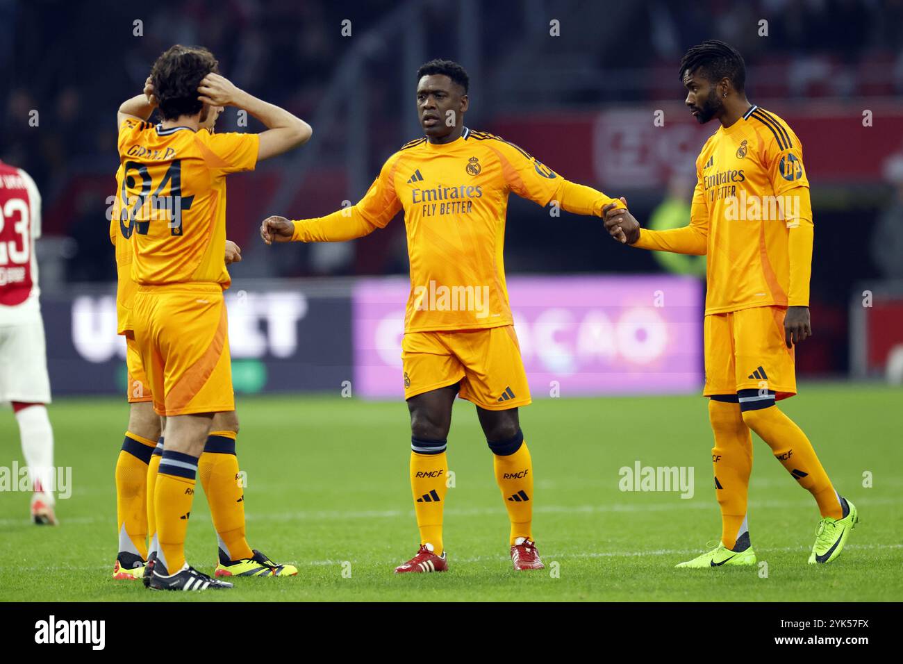 AMSTERDAM - Clarence Seedorf lors d'un match bénéfice entre Ajax Legends et Real Madrid Legends au Johan Cruijff Arena à l'occasion du 125e anniversaire de l'Ajax cette saison. ANP ROBIN VAN LONKHUIJSEN Banque D'Images