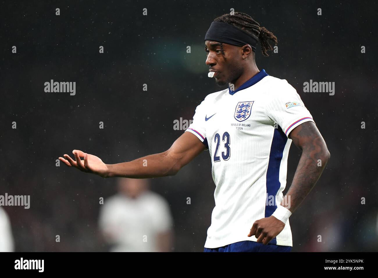 L'Angleterre Noni Madueke lors du match du Groupe B2 de l'UEFA Nations League au stade de Wembley, Londres. Date de la photo : dimanche 17 novembre 2024. Banque D'Images