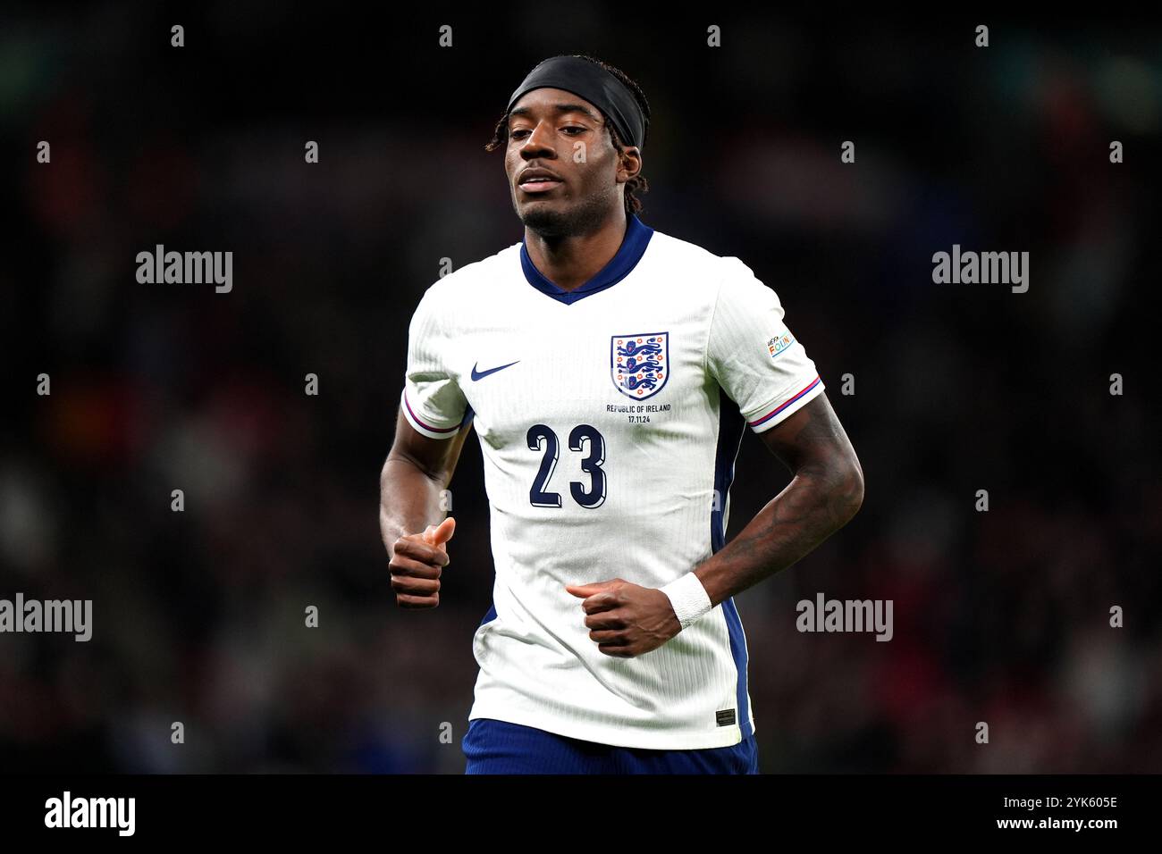 L'Angleterre Noni Madueke lors du match du Groupe B2 de l'UEFA Nations League au stade de Wembley, Londres. Date de la photo : dimanche 17 novembre 2024. Banque D'Images