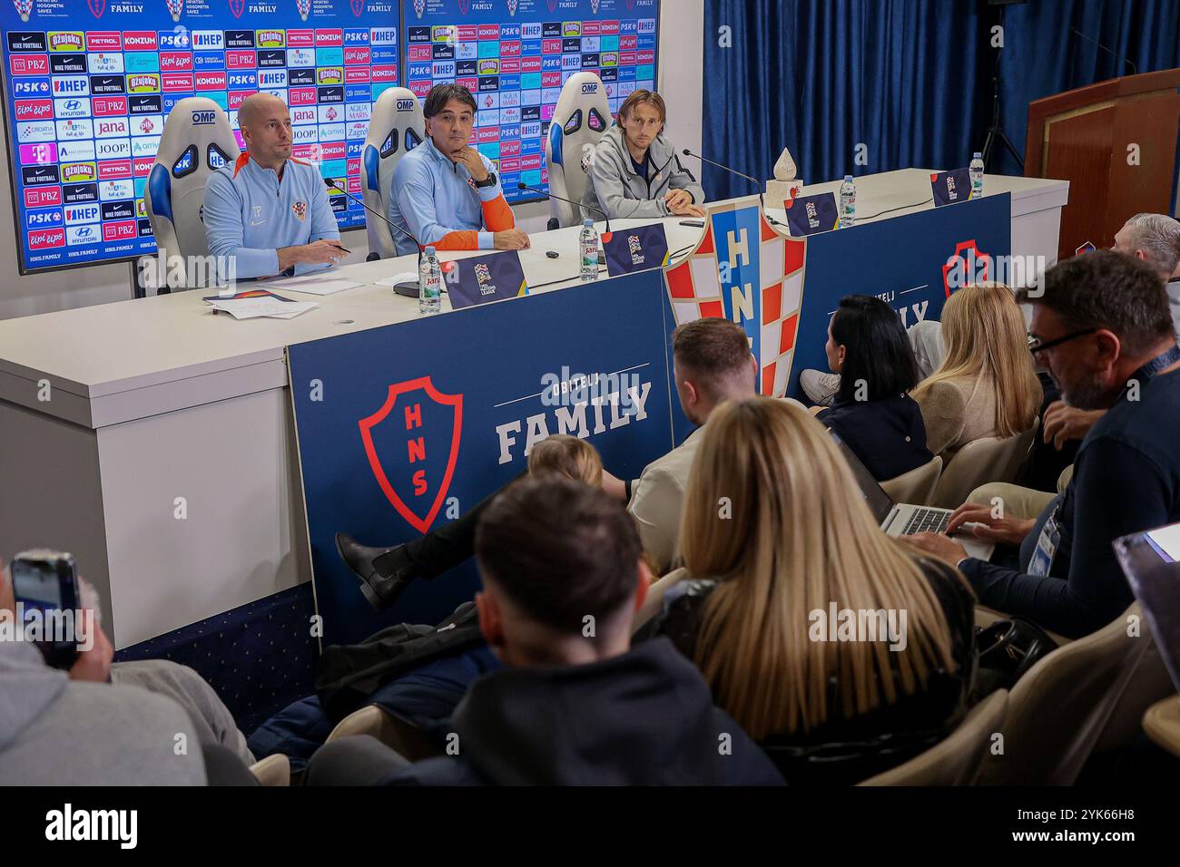 Split, Croatie. 17 novembre 2024. Le footballeur Luka Modric et l'entraîneur croate Zlatko Dalic lors d'une conférence de presse avant le match de l'UEFA Nations League avec le Portugal à Split, en Croatie, le 17. Novembre 2024. Photo : Ivana Ivanovic/PIXSELL crédit : Pixsell/Alamy Live News Banque D'Images