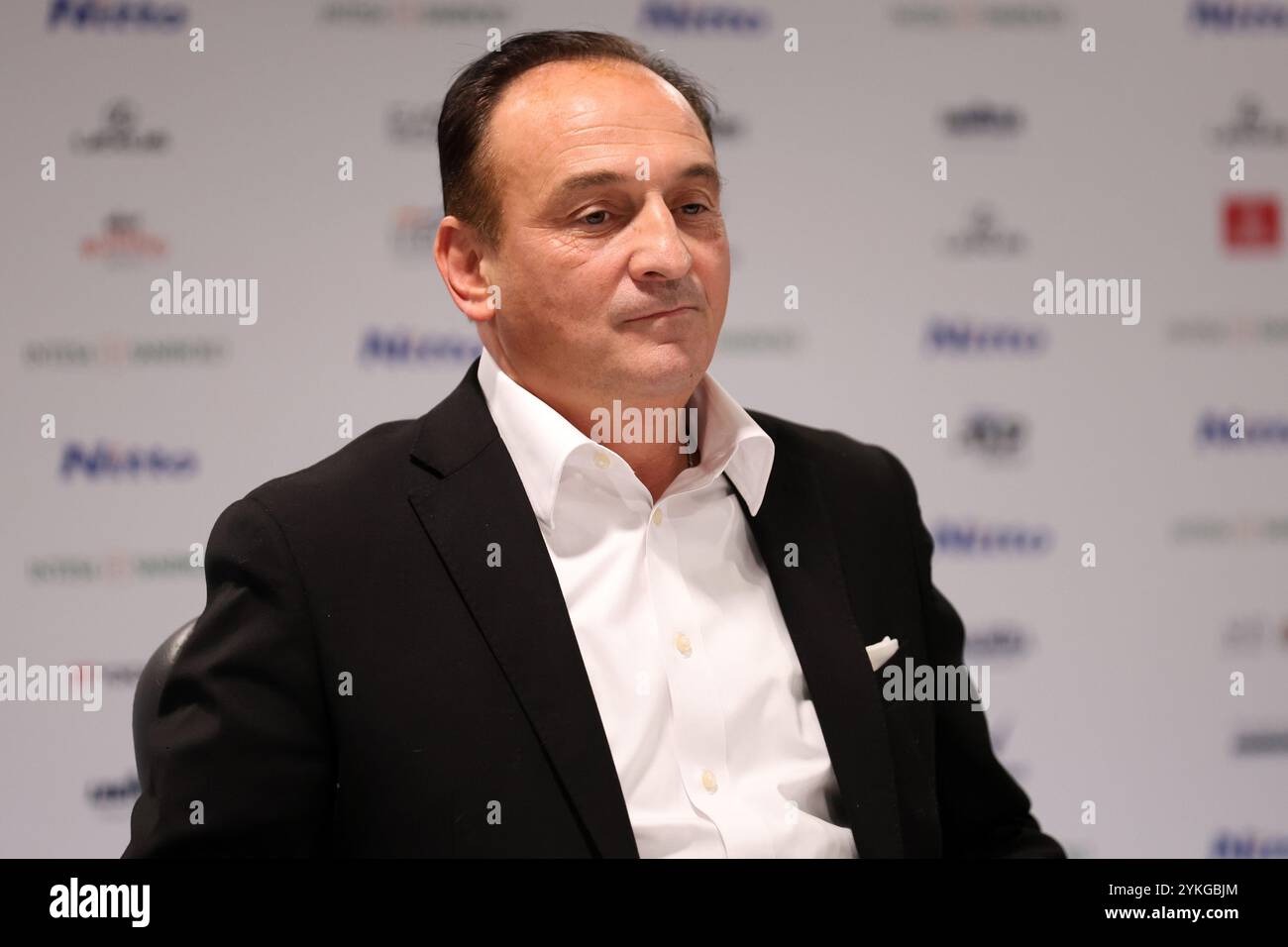 Turin, Italie. 17 novembre 2024. Torino, 17/11/2024 - ATP finales - finale Maschile - Jannik Sinner-Taylor Fritz - Nella foto : Alberto Cirio presidente della regione Piemonte crédit : Marco Canoniero/Alamy Live News Banque D'Images