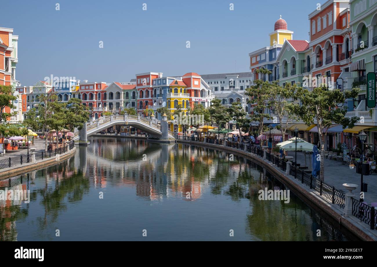 Le long de la rivière Venise à Vinpearl Grand World Phu Quoc Island Vietnam Banque D'Images