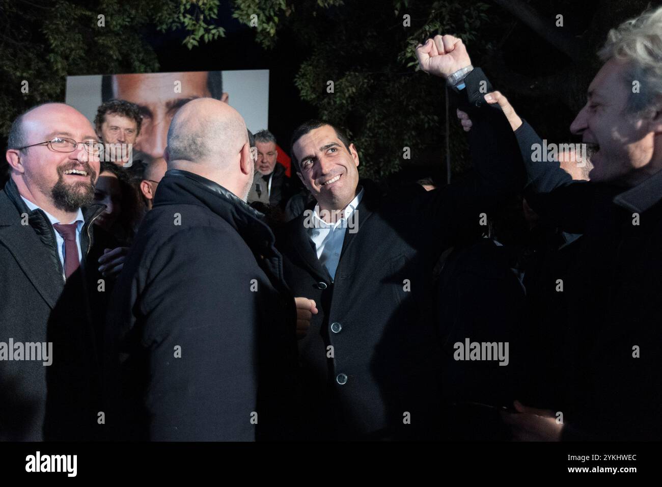 Bologne, Italie. 18 novembre 2024. Bologne Michele de Pascale vince le elezioni Regionali in Emilia Romagna contro Elena Ugolini cronaca, 18 novembre 2024( photo Guido Calamosca/LaPresse ) Bologne Michele de Pascale remportant l'élection emilia romagna dya News - Bologne, Italie - 18, nov 2024 ( photo Guido Calamosca/LaPresse ) crédit : LaPresse/Alamy Live News Banque D'Images