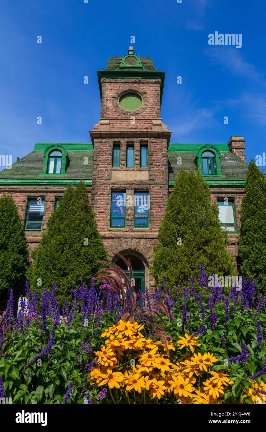 Ancien bureau de poste, Centre-ville de Saguenay, Québec, Canada Banque D'Images