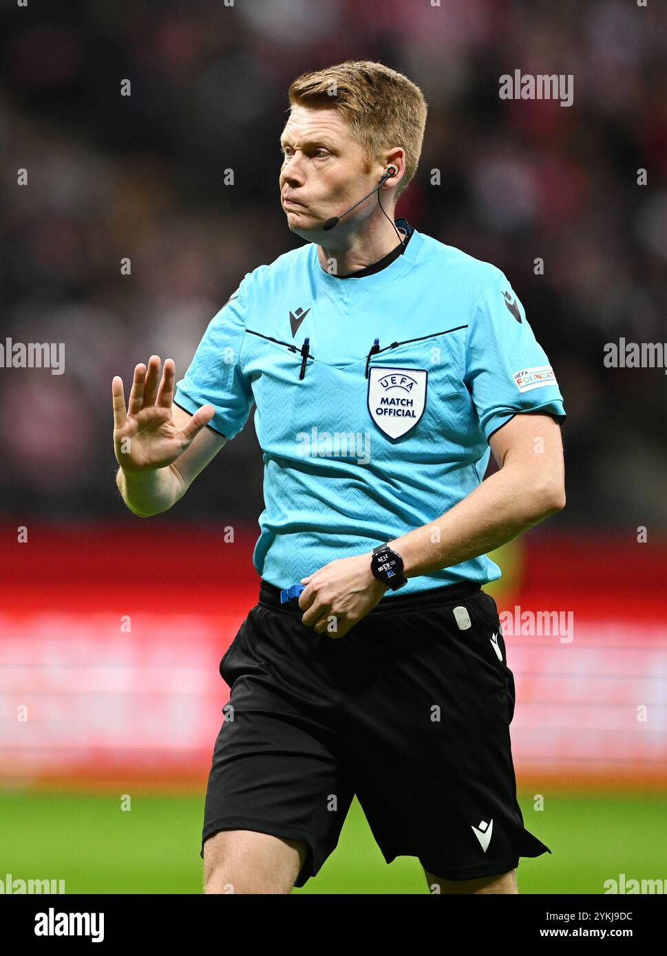 Arbitre Christian Dingert lors du match du Groupe A1 de l'UEFA Nations League au stade PGE Narodowy de Varsovie. Date de la photo : lundi 18 novembre 2024. Banque D'Images