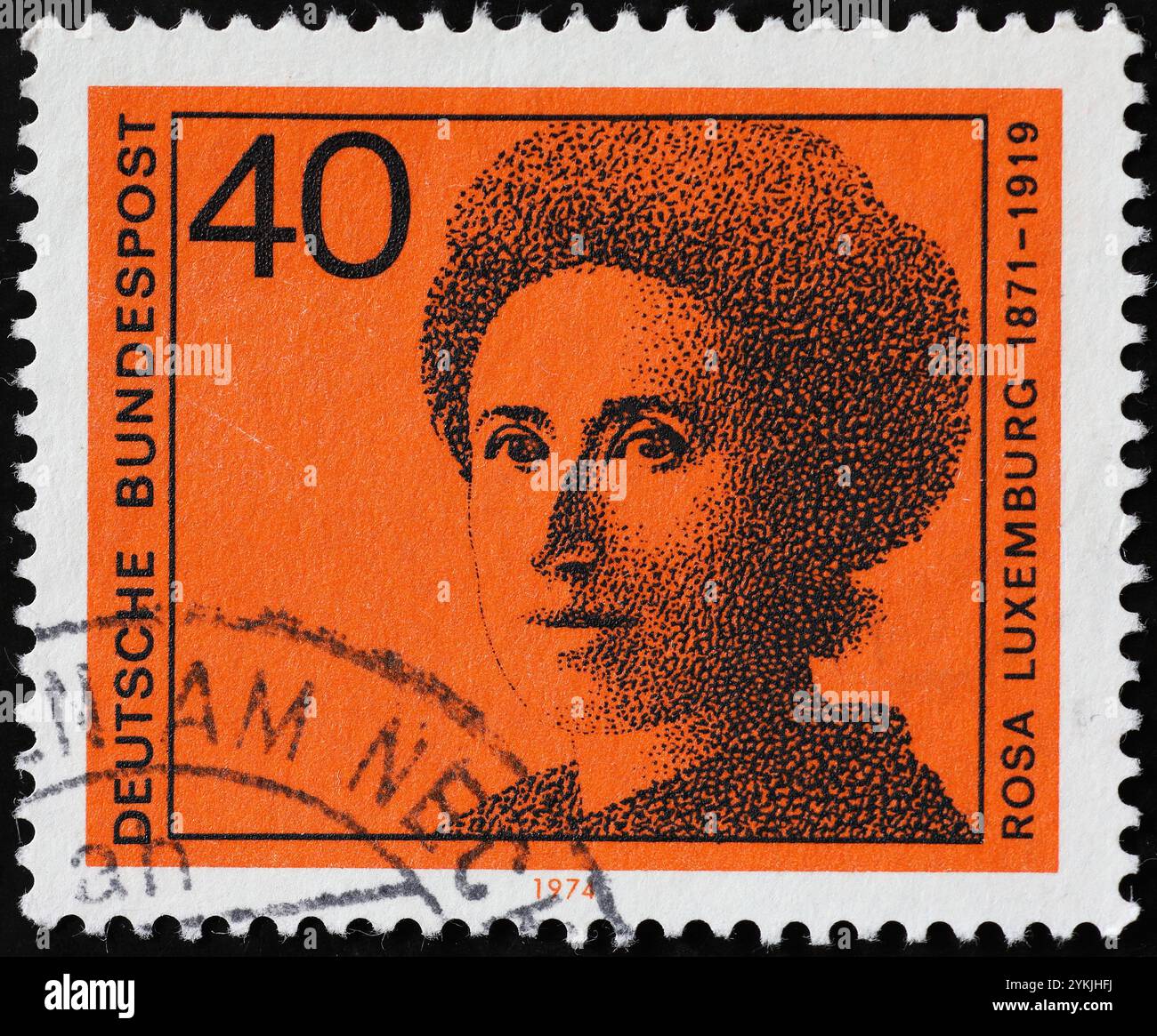 Portrait de Rosa Luxemburg sur vieux timbre allemand Banque D'Images