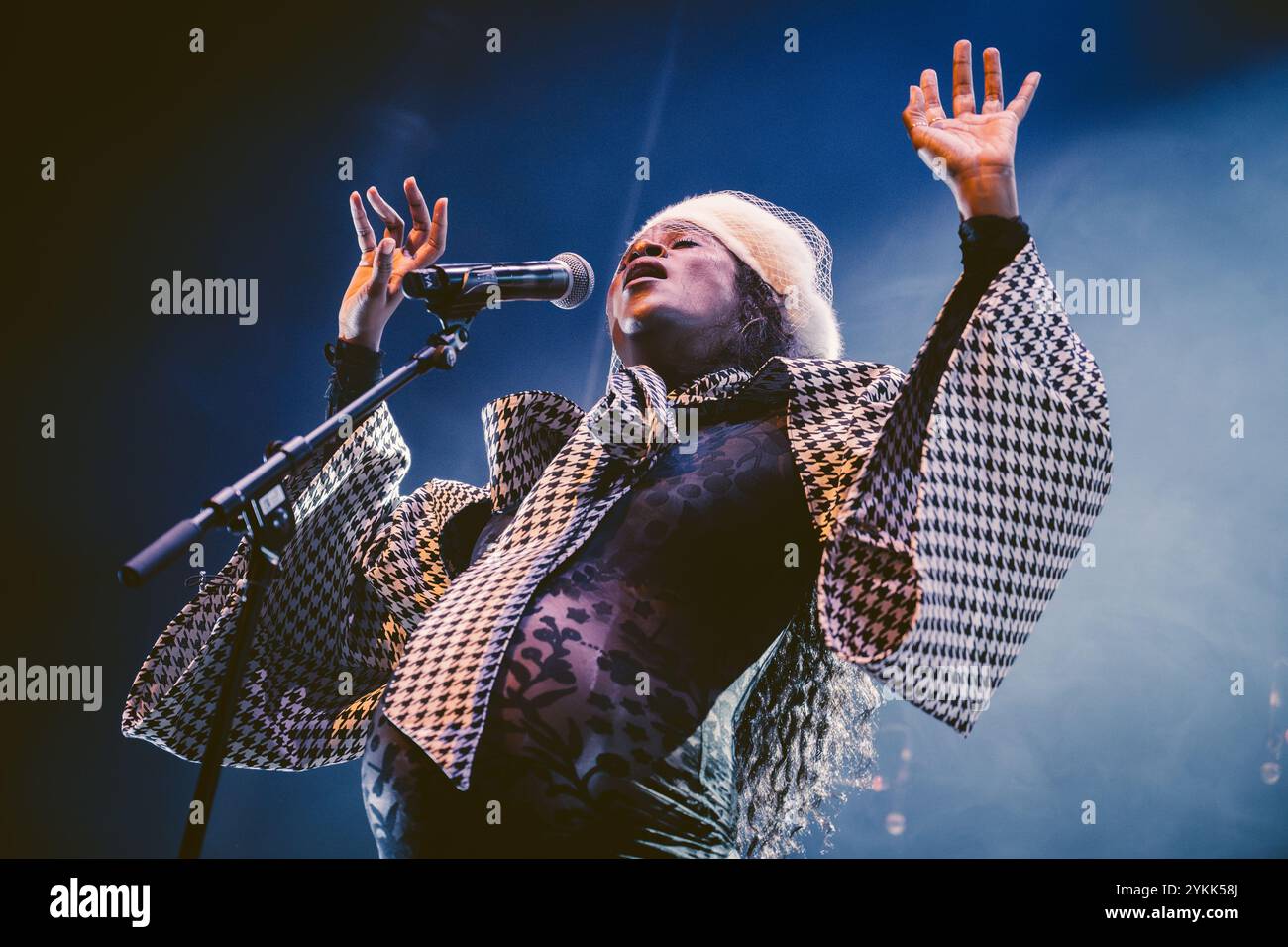 Londres, Royaume-Uni. 18 novembre 2024. Say She elle se produit au Roundhouse à Camden. Crédit : Thomas Jackson/Alamy Live News Banque D'Images