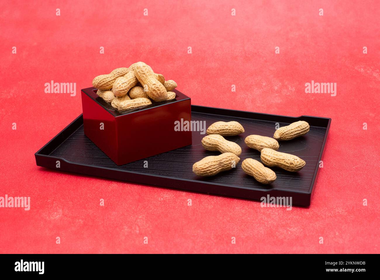 Arachides dans Masu Box Banque D'Images