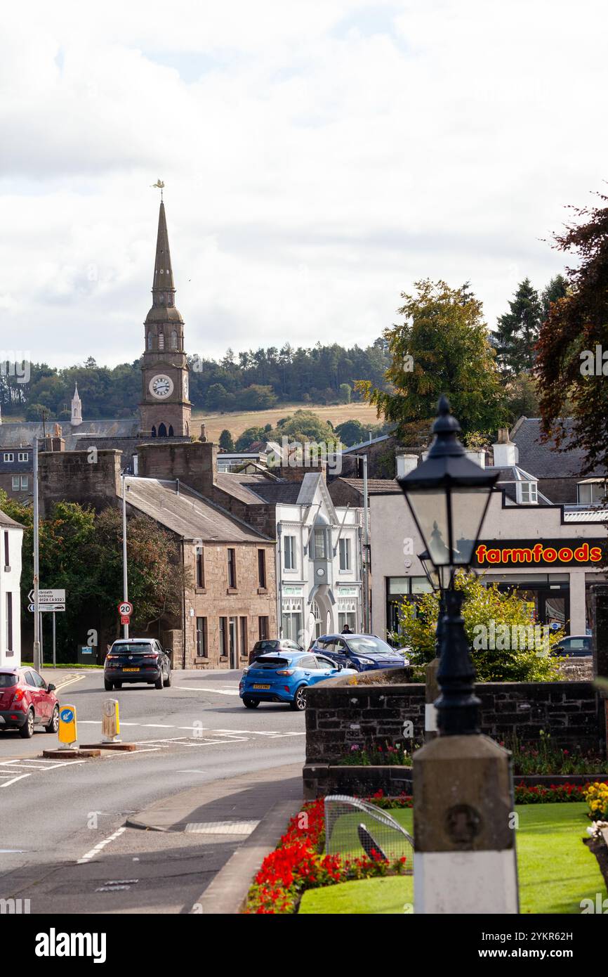 Regardant le long de Castle Street vers la Chapelle de Forfar, Angus, Écosse Banque D'Images