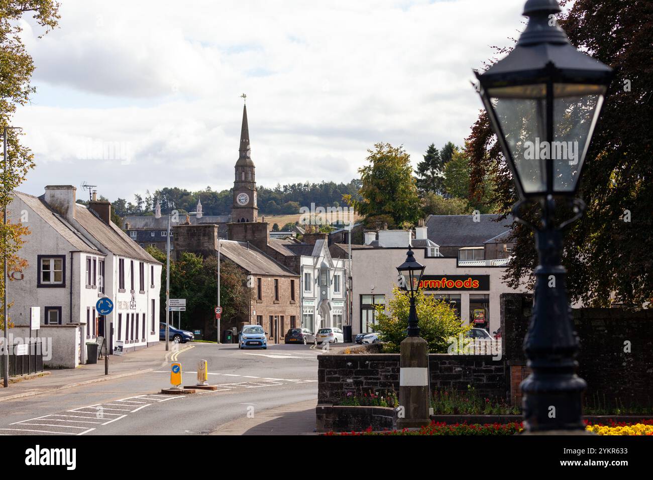 Regardant le long de Castle Street vers la Chapelle de Forfar, Angus, Écosse Banque D'Images