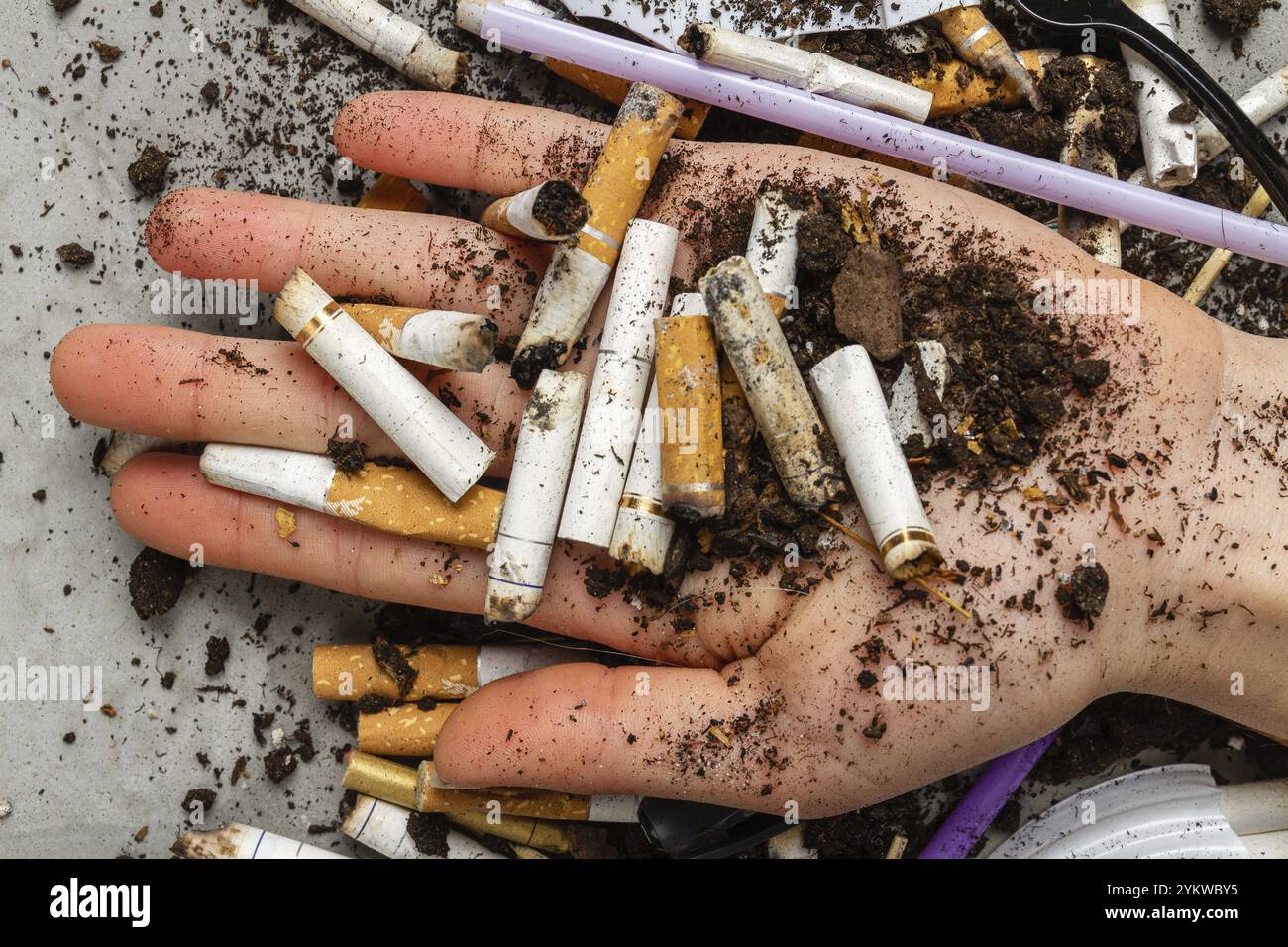elfbar nachfüll pod läuft aus Cigarette Électronique avec Accus main image 1