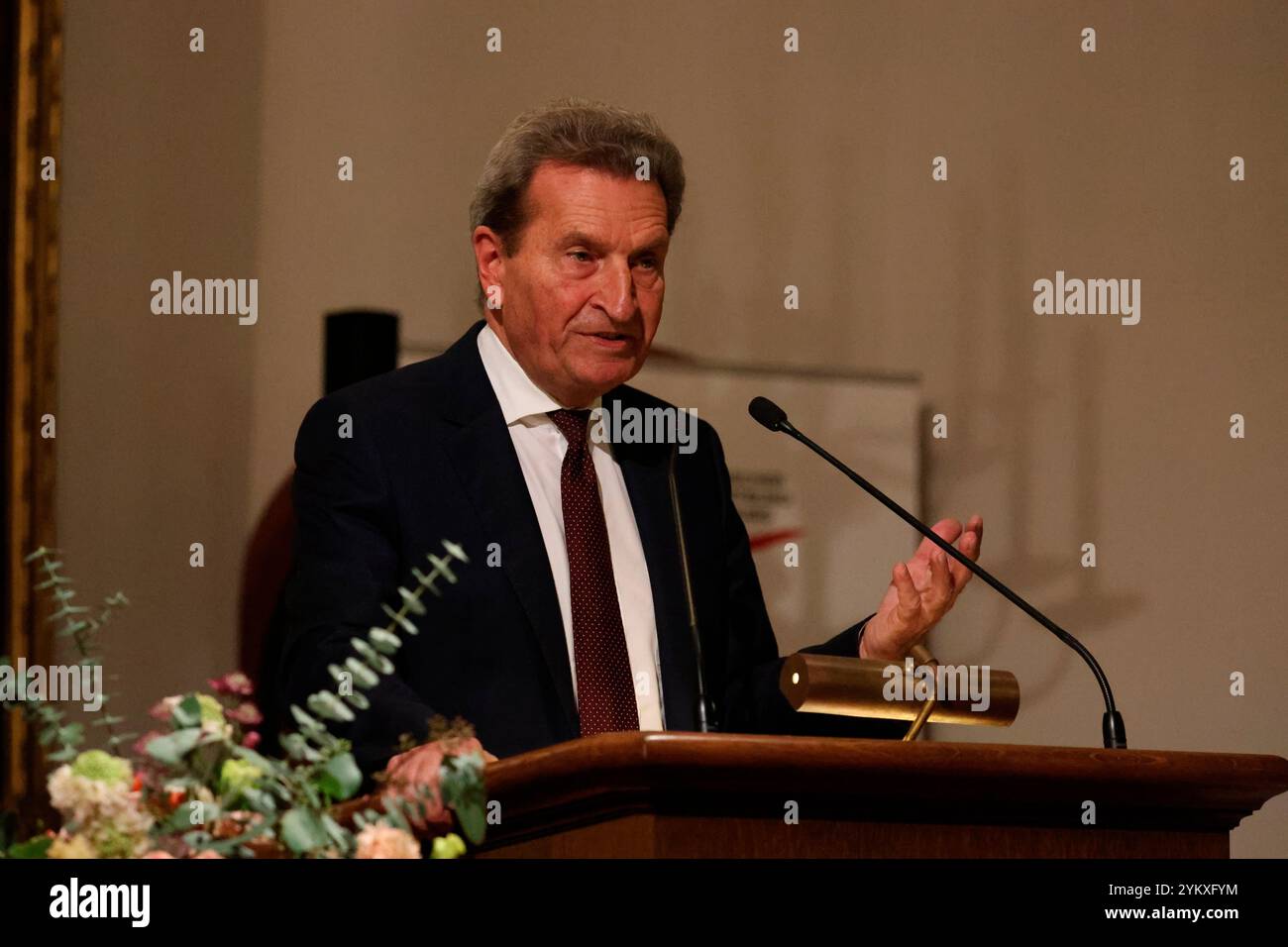 Freiburg Im Breisgau, Allemagne. 19 novembre 2024. Günther H. Oettinger (ehem. Ministerpräsident a. D. Baden-Württemberg) beim Festakt 75 Jahre Badischer Sportbund BSB Freiburg crédit : dpa/Alamy Live News Banque D'Images