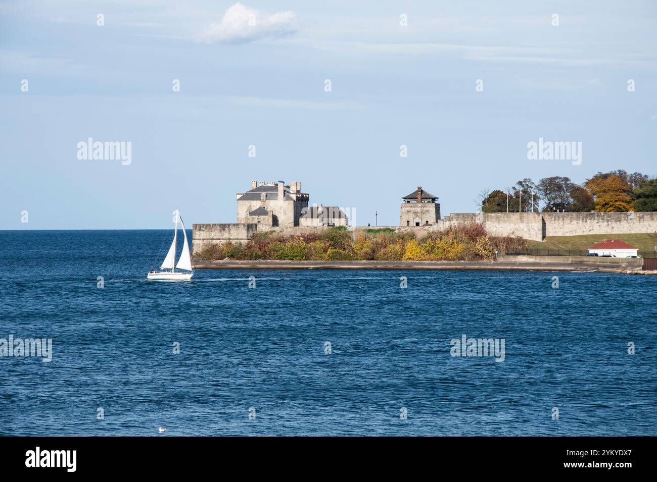 Vue de Old Fort Niagara à Youngstown New York États-Unis depuis Niagara-on-the-Lake, Ontario, Canada Banque D'Images