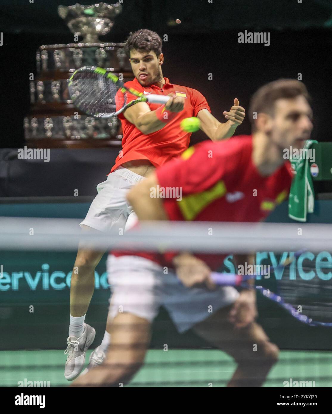 Carlos Alcaraz Loans Revolutionary Recovery Machine to Marcel Granollers for US Open Carlos Alcaraz Loans Revolutionary Recovery Machine to Marcel Granollers for US Open
