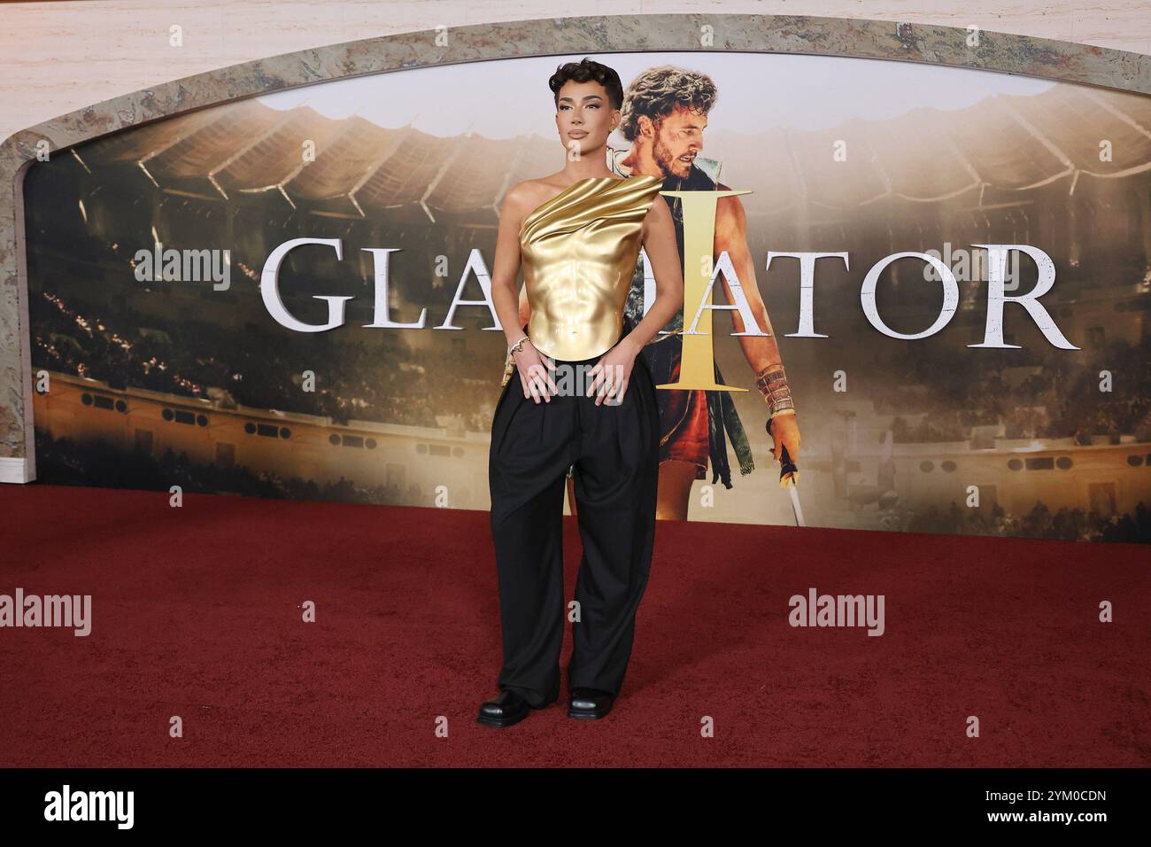 18 novembre 2024, Los Angeles, Californie, États-Unis : James Charles à la première de Gladiator II au TCL Chinese Theatre IMAX (crédit image : © Nina Prommer/ZUMA Press Wire) USAGE ÉDITORIAL SEULEMENT! Non destiné à UN USAGE commercial ! Banque D'Images