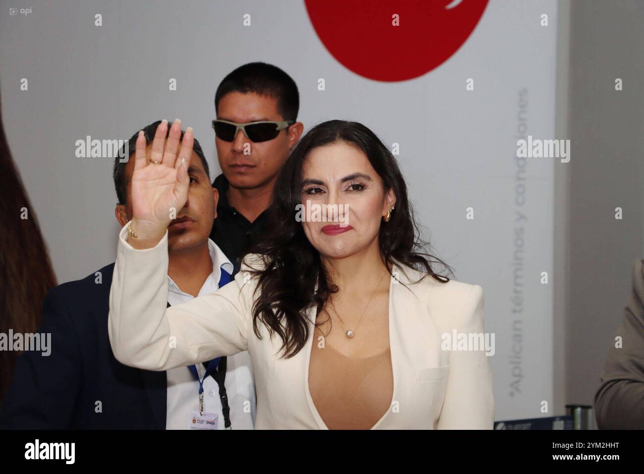 ARIIBO VERONICA ABAD Tababela, mercredi 20 novembre 2024 Vice-présidente de la République Veronica Abad, arrive à l'aéroport de Tababela, Mariscal sucre photos API Rolando Enriquez Tababela Pichincha Ecuador POL ARIIBO VERONICA ABAD 79010ee54c242f02c061934c8d248932 Copyright : xROLANDOxENRIQUEZx Banque D'Images