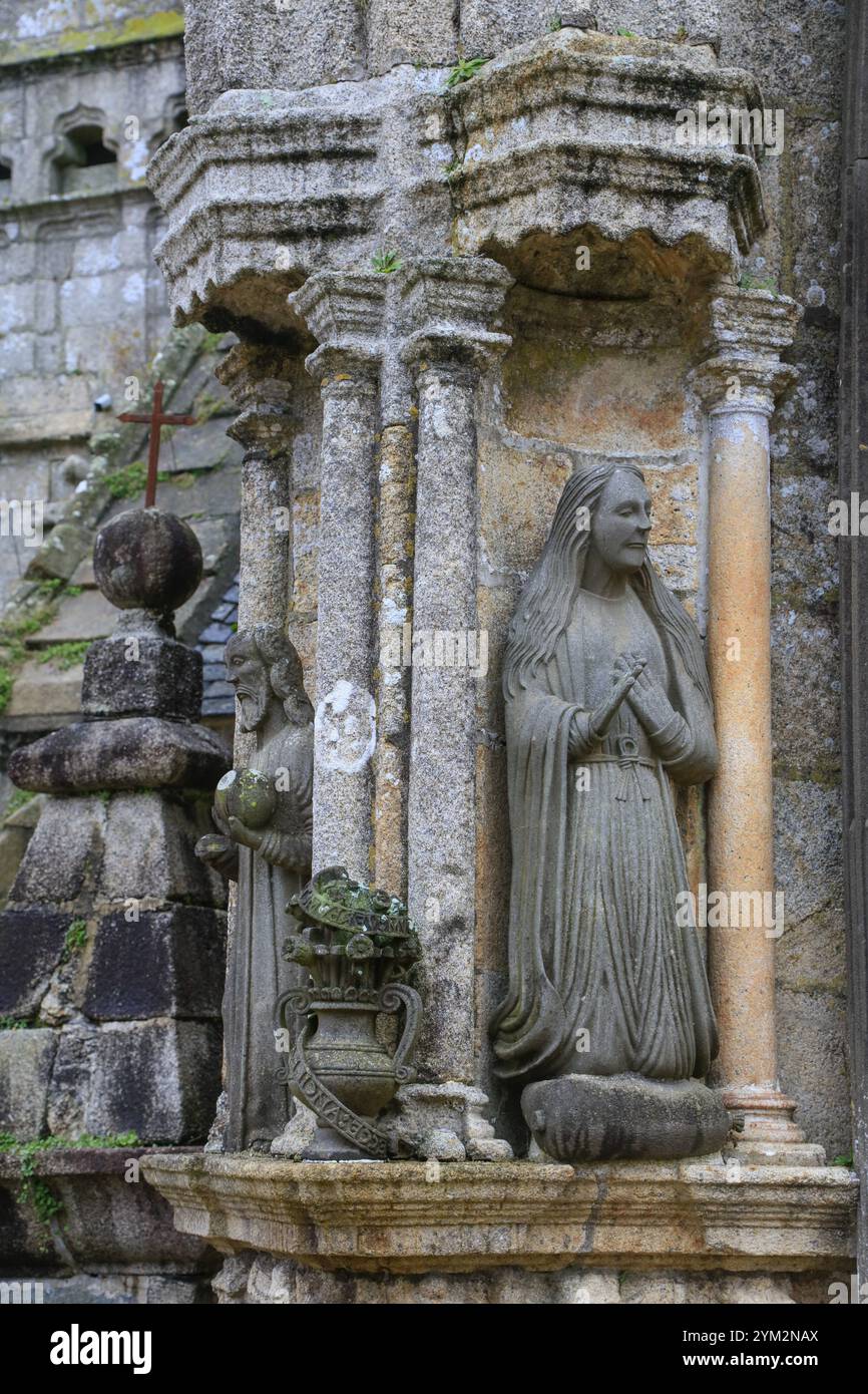 Enclos paroissiale église paroissiale Eglise notre-Dame de Bodilis du XVIe siècle, Bodilis, Léon, département Finistère Penn-Ar-Bed, région B. Banque D'Images