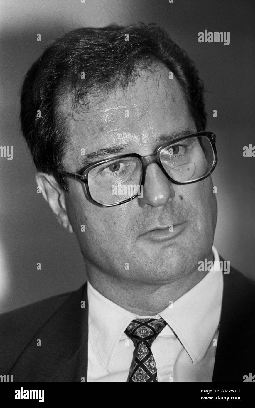 Deutschland, Nuernberg, 04.09.1994 Archiv. : 48-77-28 FDP-Parteitag Foto : Klaus Kinkel, FDP-Bundesvorsitzender FDP-Parteitag *** Allemagne, Nuremberg, 04 09 1994 Archives 48 77 28 Conférence du Parti FDP photo Klaus Kinkel, FDP Président fédéral Conférence du Parti FDP Banque D'Images