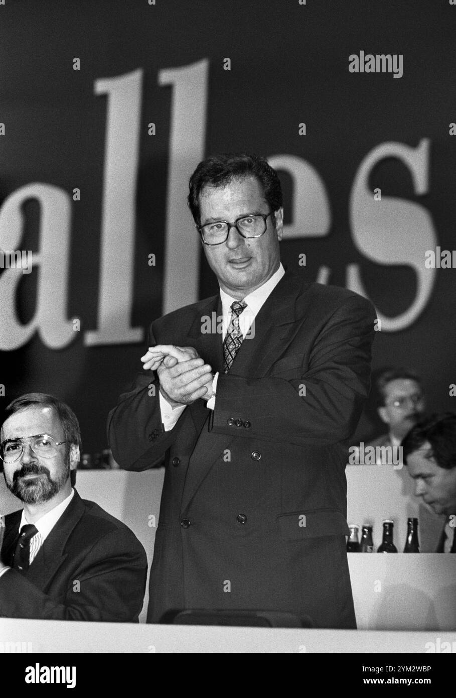 Deutschland, Nuernberg, 04.09.1994 Archiv. : 48-68-21 FDP-Parteitag Foto : Klaus Kinkel, FDP-Bundesvorsitzender FDP-Parteitag *** Allemagne, Nuremberg, 04 09 1994 Archive 48 68 21 Conférence du Parti FDP photo Klaus Kinkel, Président fédéral du FDP Conférence du Parti FDP Banque D'Images