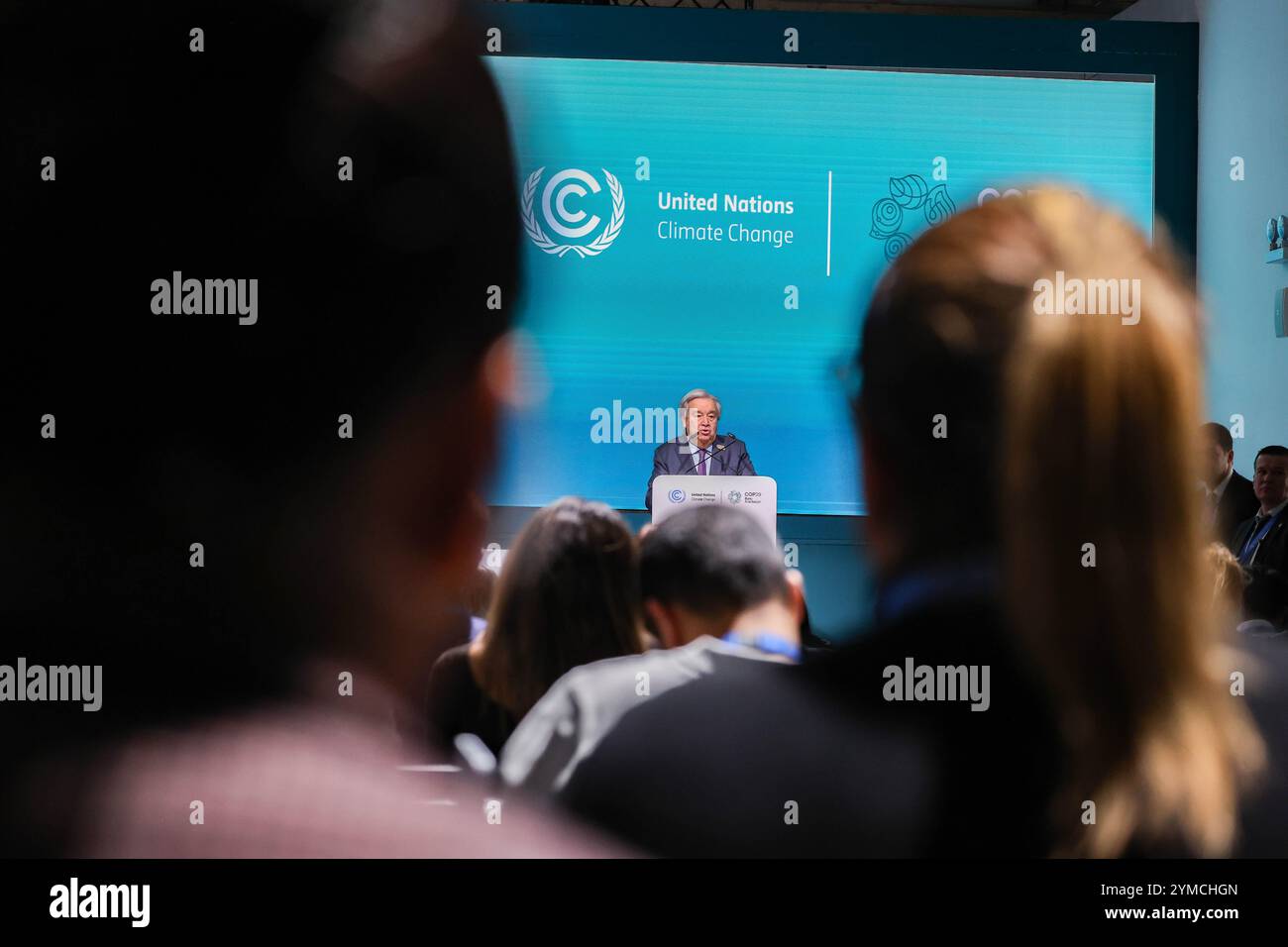 Bakou, Azerbaïdjan, Azerbaïdjan. 21 novembre 2024. Le Secrétaire général de l’ONU, ANTONIO GUTERRES, s’adresse à la presse après un voyage tourbillonnant du monde de retour à la COP29 pour faire le point sur ce qui a été le sentiment général au sommet du G20 au Brésil. Il a déclaré que "la COP29 était très à l'esprit" et que la confiance entre les Nations est vitale et que la coopération internationale de l'accord de Paris est indispensable à l'action climatique. Il y a des inquiétudes croissantes sur le résultat de la COP29 car les divisions semblent plus profondes que prévu (crédit image : © Bianca Otero/ZUMA Press Wire) USAGE ÉDITORIAL SEULEMENT! Non Banque D'Images