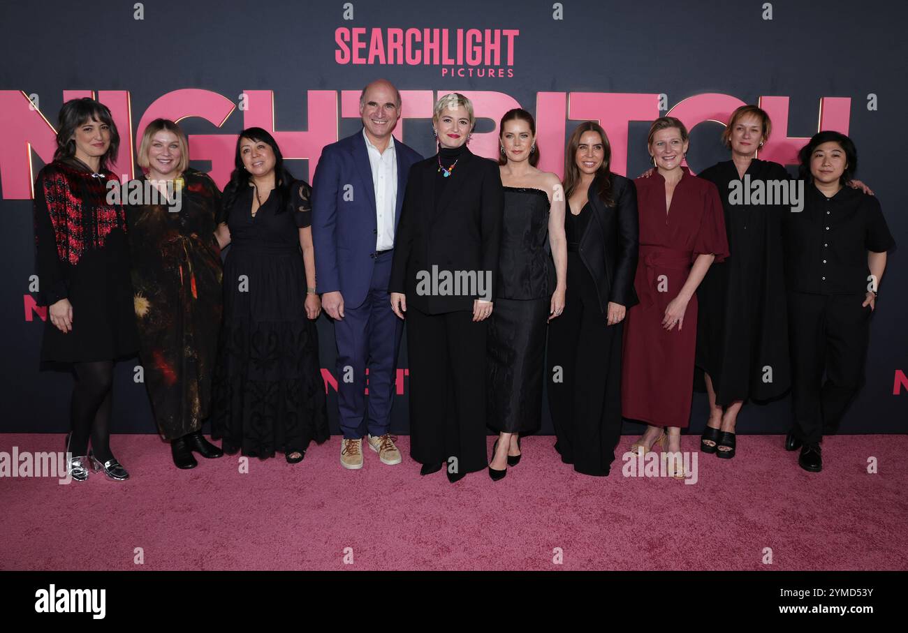 Los Angeles, CA. 20 novembre 2024. Rachel Yoder, Taylor Friedman, DanTram Nguyen, Matthew Greenfield, Marielle Heller, Amy Adams, Stacey O'Neil, Sue Naegle, Anne Carey et Christina Oh à la première de Nightbitch au Linwood Dunn à Los Angeles, Californie, le 20 novembre 2024. Crédit : Faye Sadou/Media Punch/Alamy Live News Banque D'Images