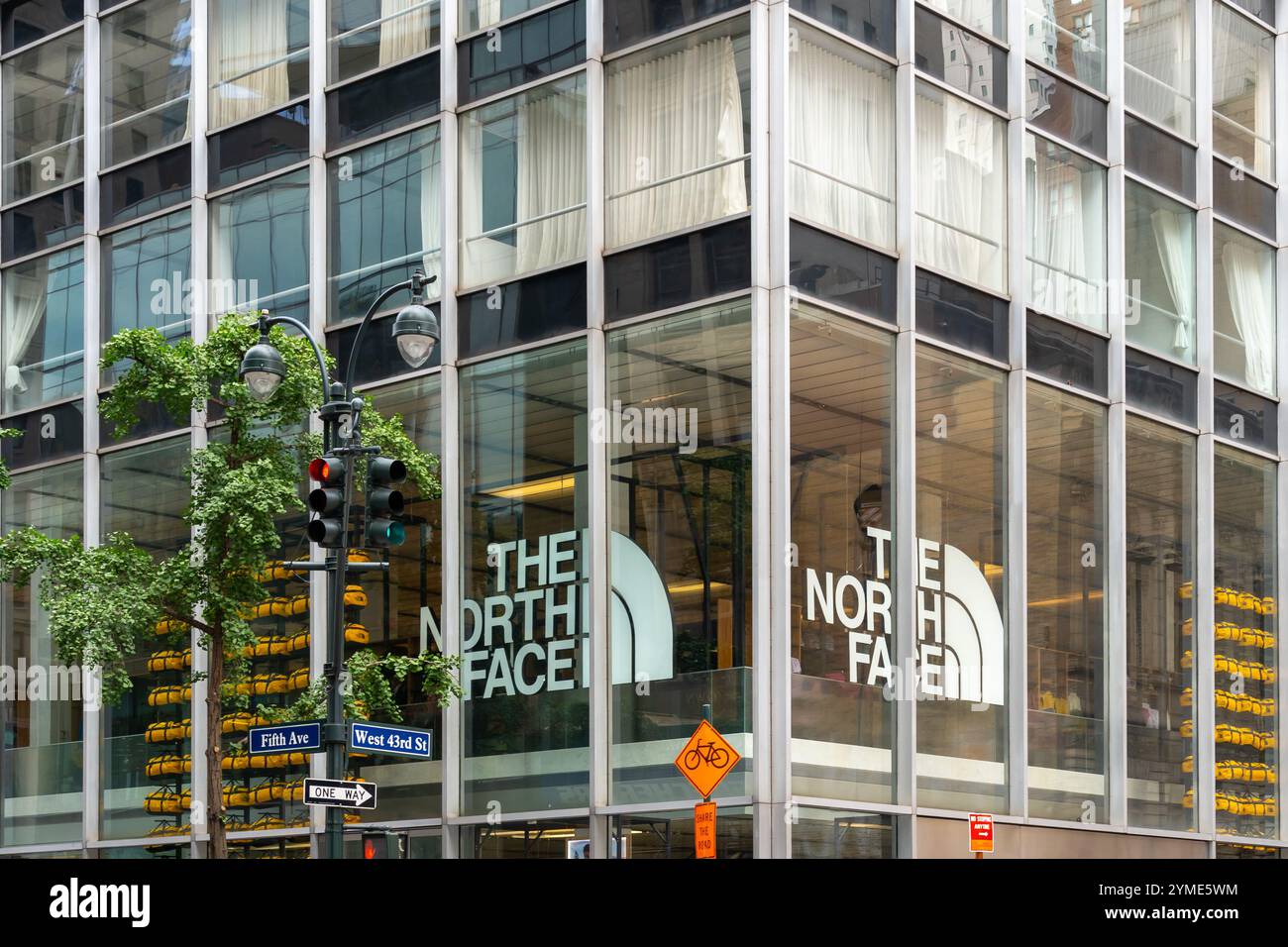 Un magasin North face sur la Fifth Ave à New York, États-Unis. Banque D'Images