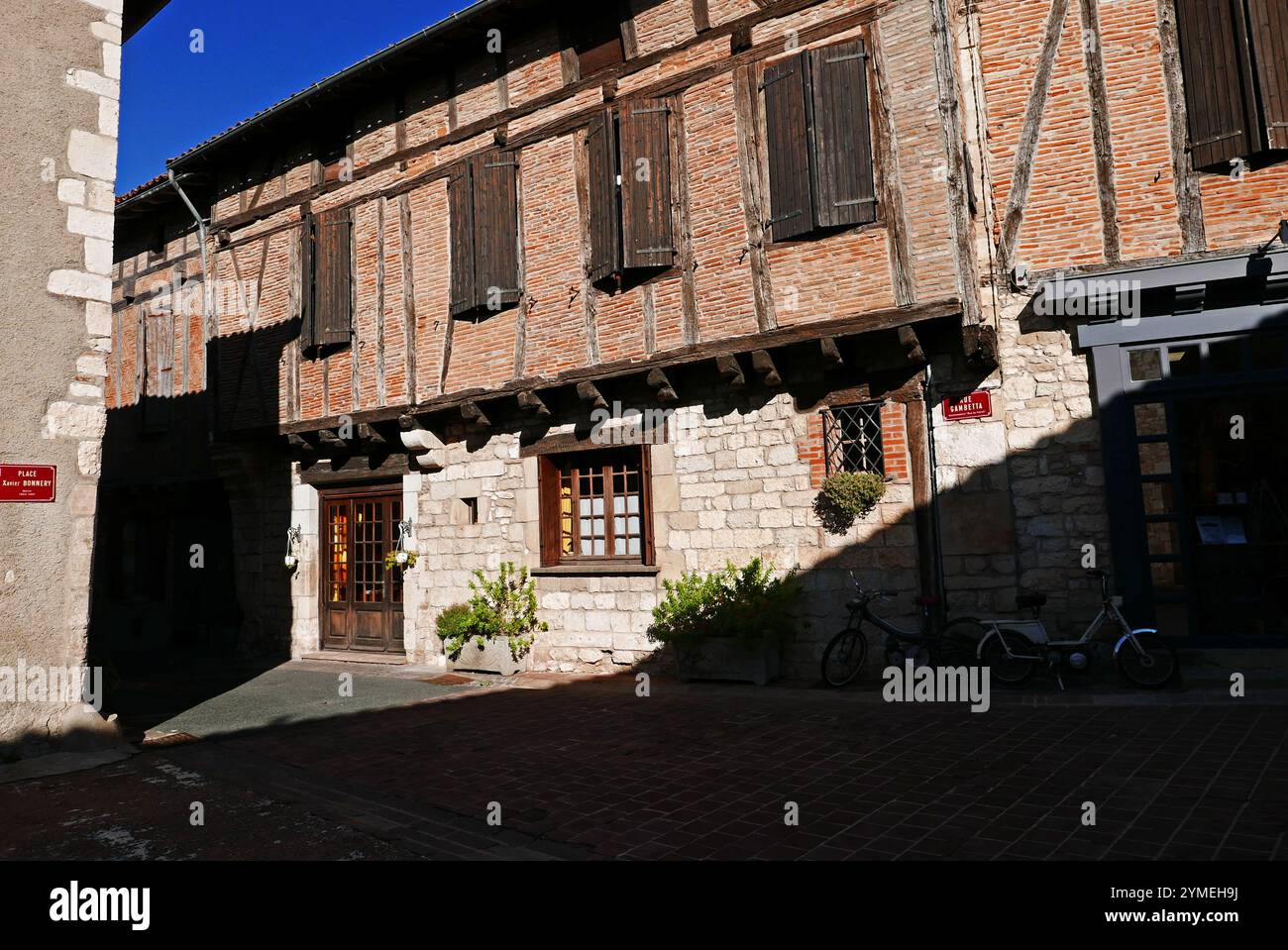 Castelnau-de-Montmiral, Tarn, Occitanie, France, Europe Banque D'Images