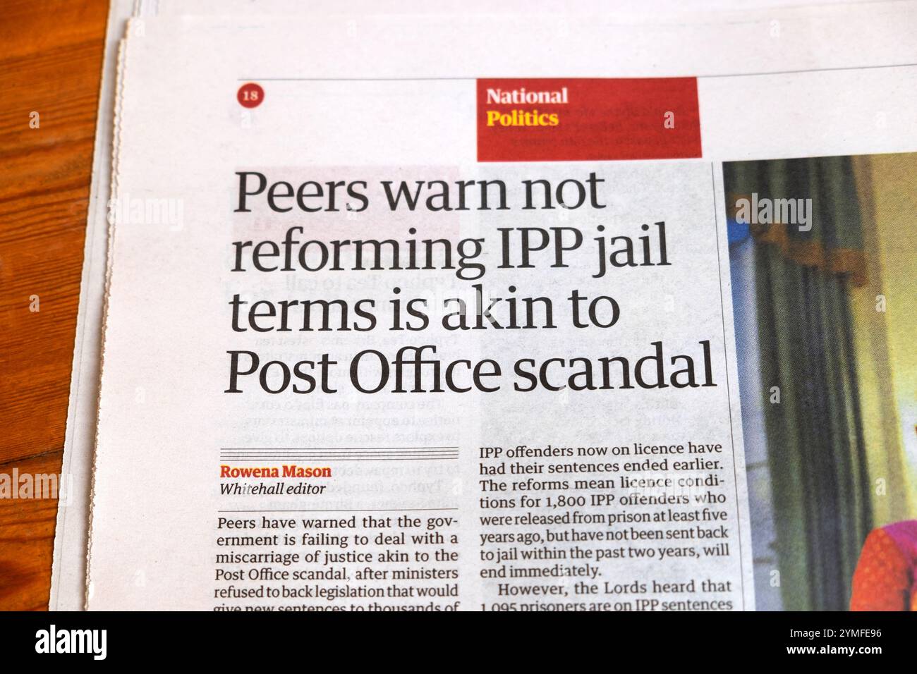 "Les pairs avertissent de ne pas réformer les peines de prison de l'IPP s'apparente à un scandale postal", titre du journal Guardian Banque D'Images