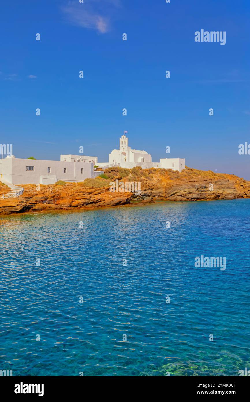 Monastère Chrisopigi, île de Sifnos, îles Cyclades, Grèce Banque D'Images