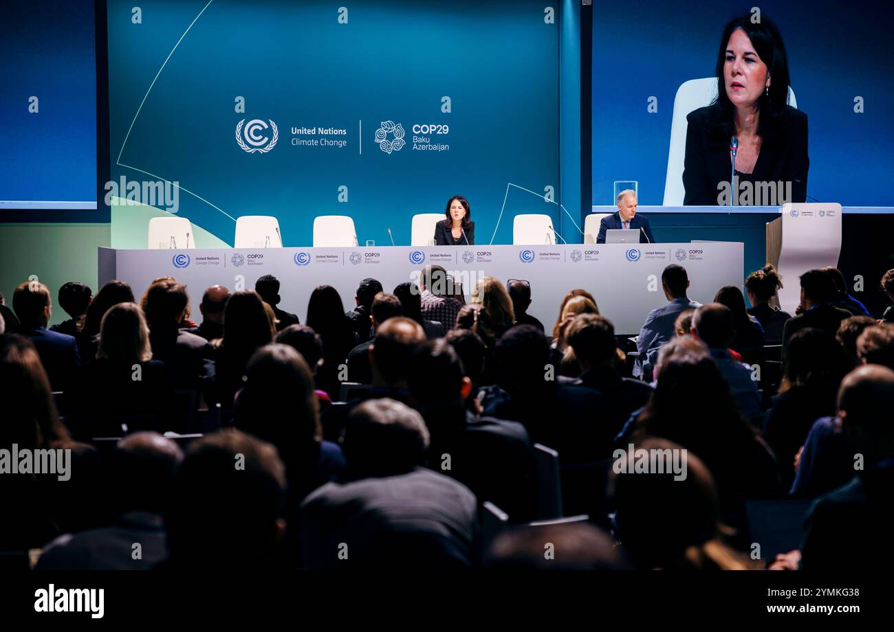 Annalena Baerbock Buendnis 90/Die Gruenen, Bundesaussenministerin, aufgenommen BEI einer Pressekonferenz im Rahmen der COP29 à Bakou, 21.11.2024. Fotografiert im Auftrag des Auswaertigen AMTES AA Baku Aserbaidschan *** Annalena Baerbock Buendnis 90 Die Gruenen , ministre fédéral des Affaires étrangères, photographié lors d'une conférence de presse lors de la COP29 à Bakou, 21 11 2024 photographié pour le compte du ministère fédéral des Affaires étrangères AA Bakou Azerbaïdjan Copyright : xFelixxZahn/AAX Banque D'Images