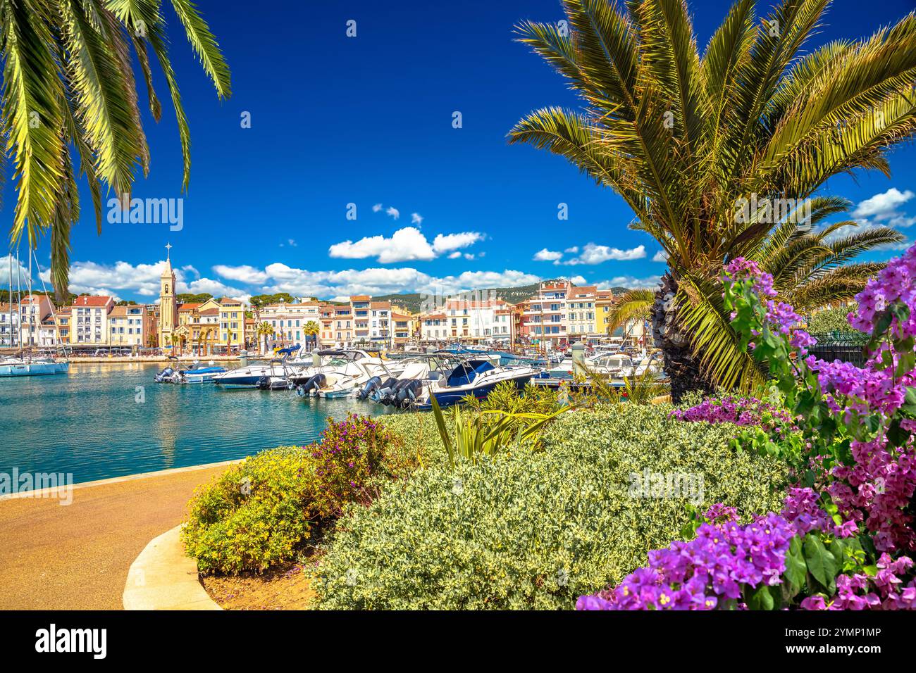 Ville de Sanary sur mer vue panoramique sur le front de mer, sud de la France Banque D'Images