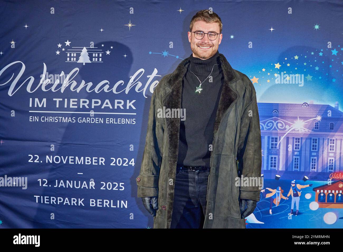 Linus Weber - Eroeffnung Weihnachten im Tierpark Friedrichsfelde in Berlin AM 22.11.2024. Weihnachten im Tierpark *** Linus Weber ouverture Noël au zoo Friedrichsfelde de Berlin le 22 11 2024 Noël au zoo Banque D'Images