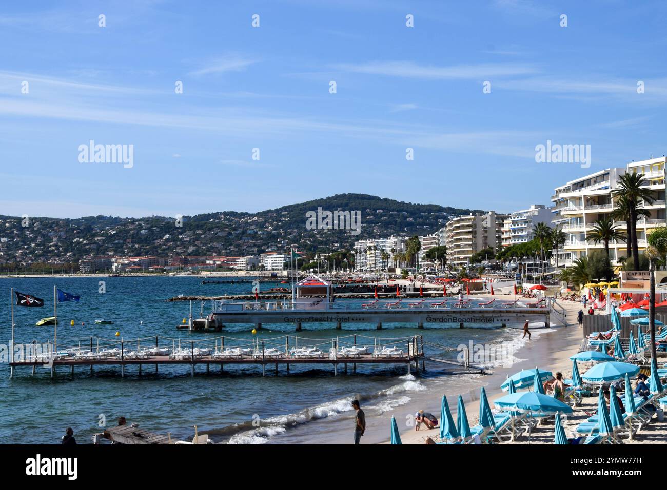 Juan les Pins, France. 3 octobre 2019. Plage à Juan les Pins, Sud de la France. Crédit : Vuk Valcic / Alamy Banque D'Images