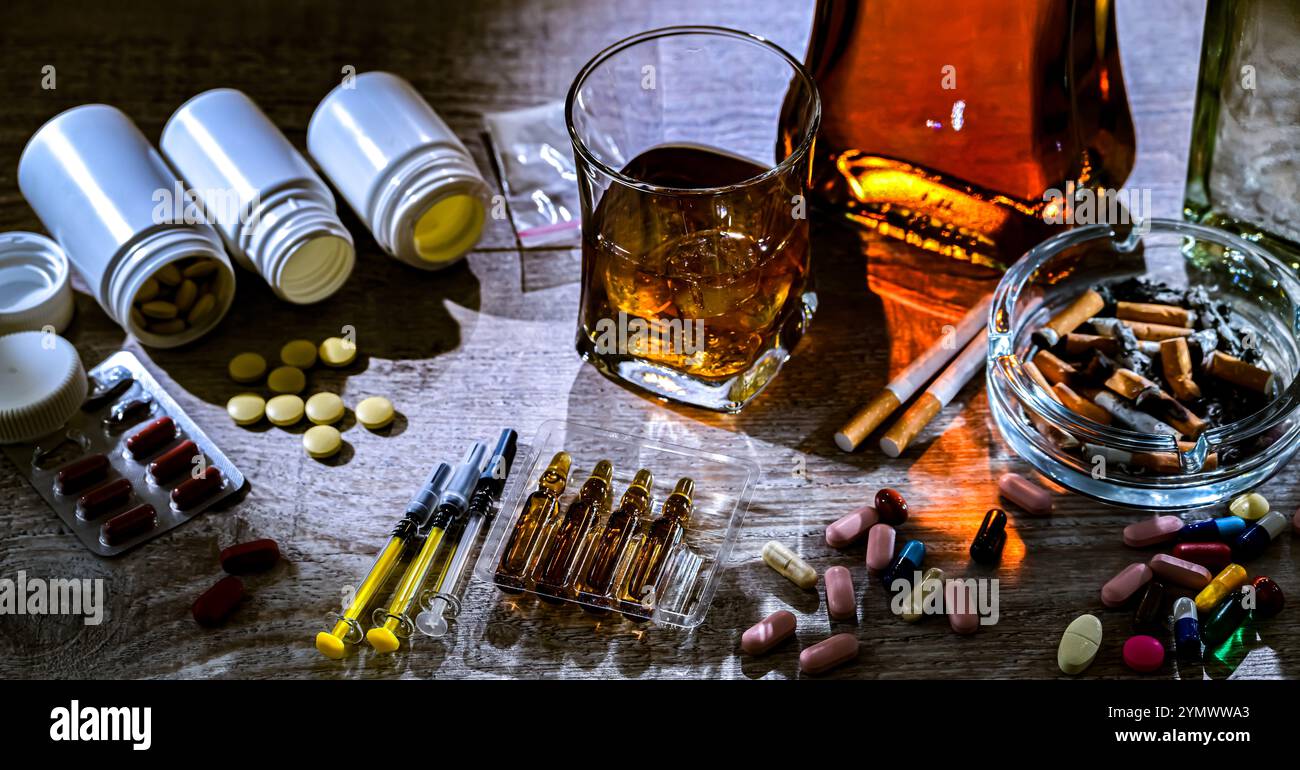 Les substances addictives, y compris l'alcool, les cigarettes et les drogues. Banque D'Images