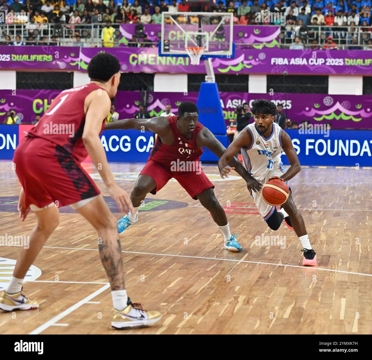 Chennai, Inde. 22 novembre 2024. Le Qatar a battu l'Inde 69-53 lors de la deuxième phase de qualification de la Coupe d'Asie FIBA 2025, qui s'est tenue à Chennai, en Inde. Crédit : Ranjith Kumar/Alamy Live News. Banque D'Images