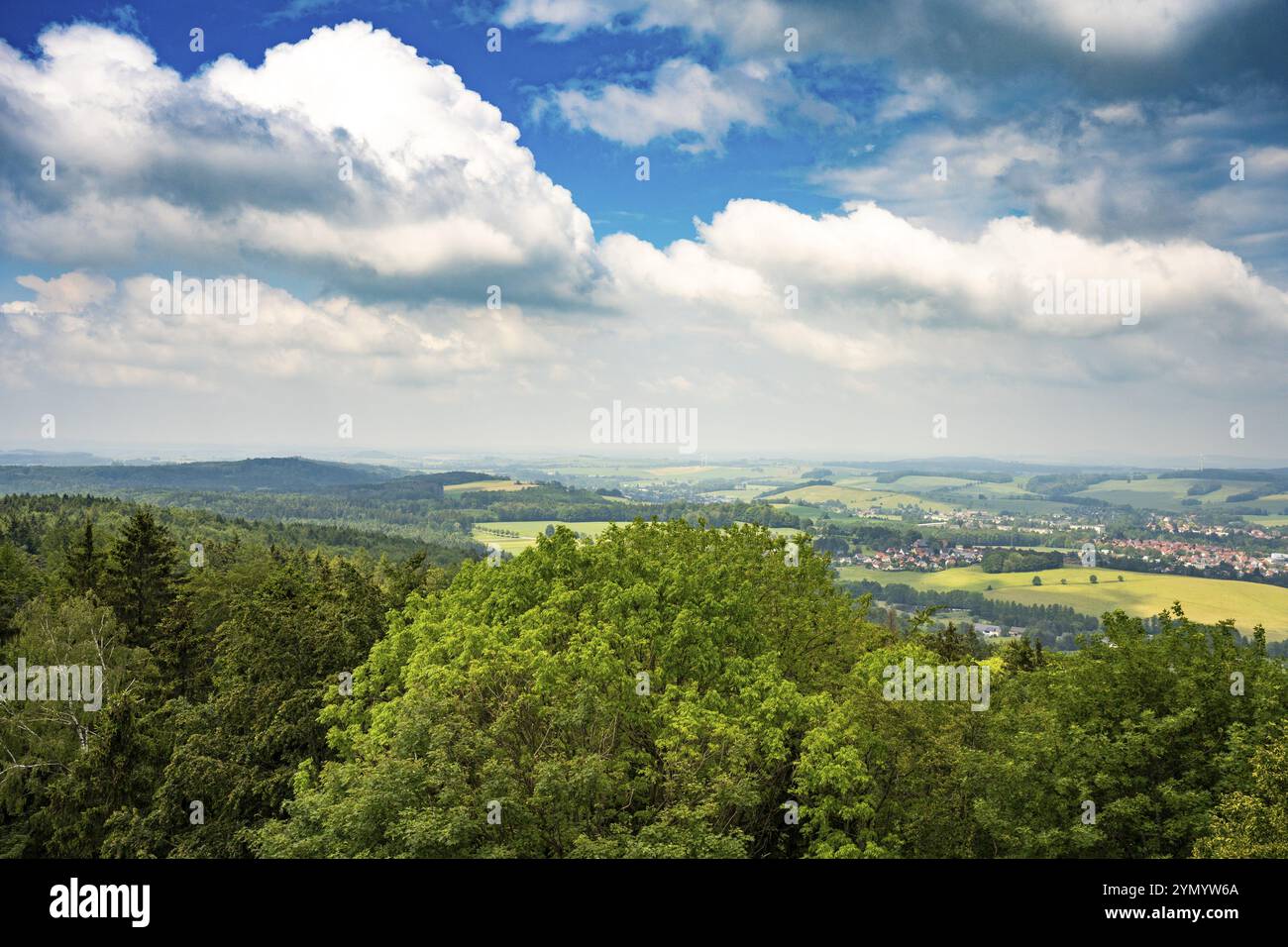 Vue depuis la tour sur le Unger près de Neustadt Sachsen1 Banque D'Images