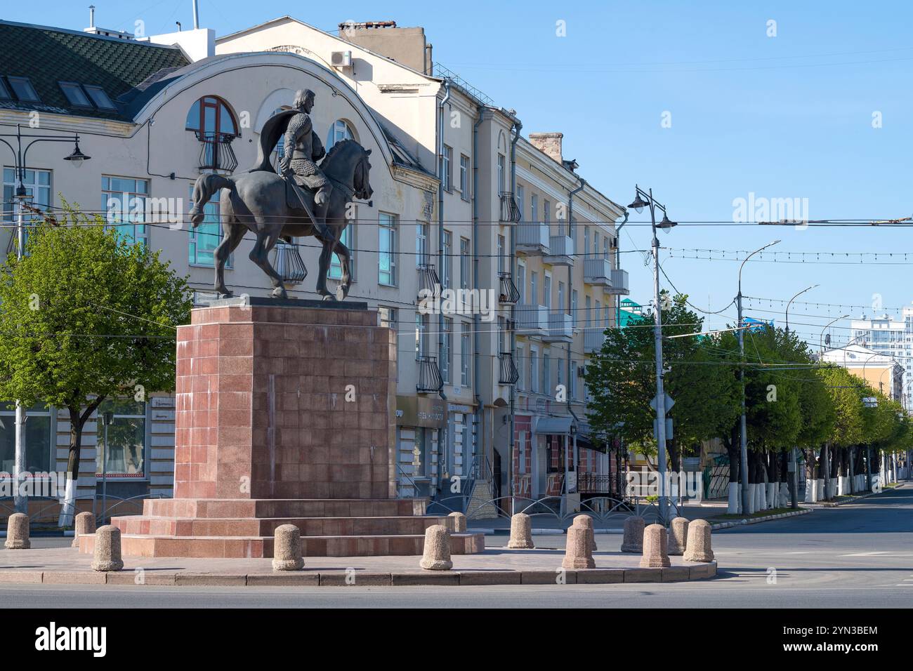 RYAZAN, RUSSIE - 30 AVRIL 2024 : Monument au Grand-Duc Oleg Ryazansky le jour d'avril Banque D'Images