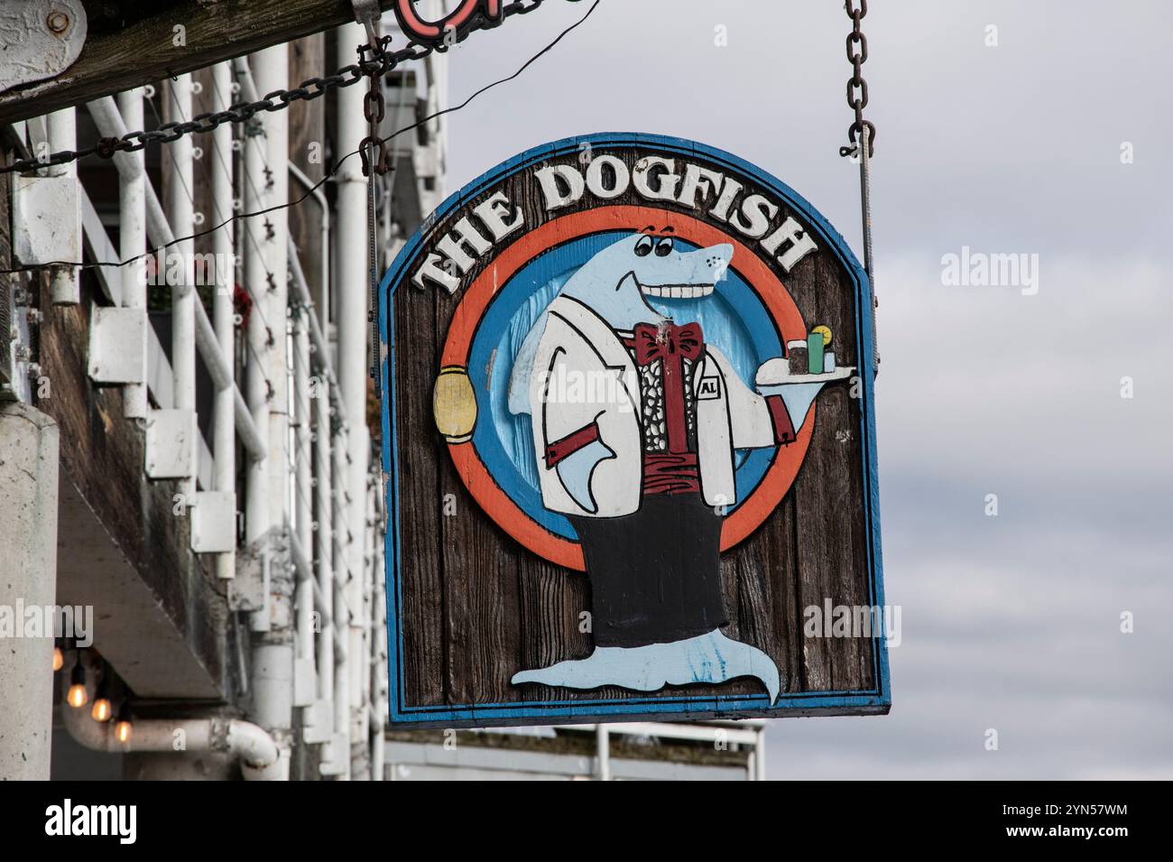 Enseigne du restaurant Rogfish à Bluffer's Park Marina sur Brimley Road South à Scarborough, Toronto, Ontario, Canada Banque D'Images