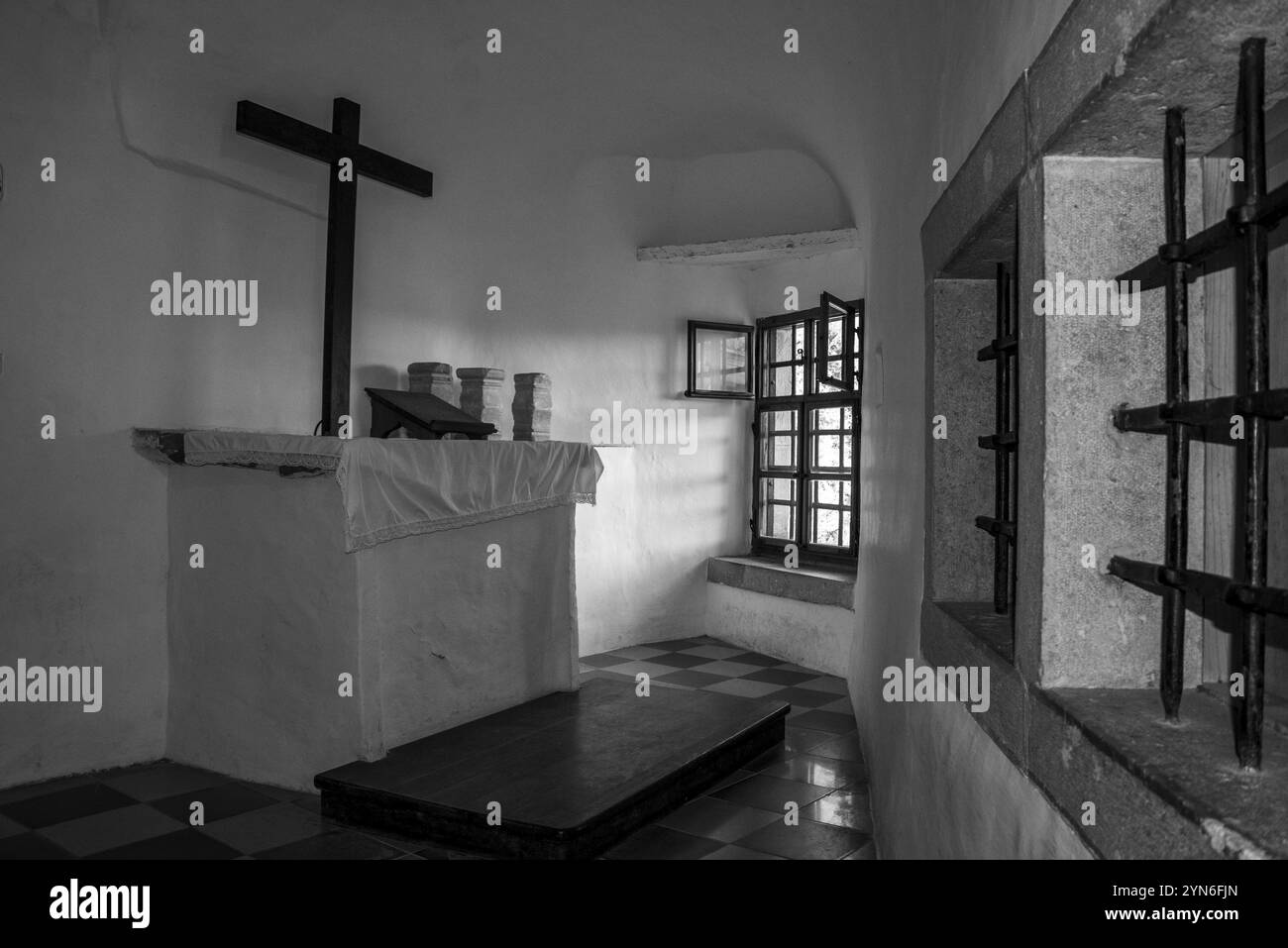 PREDJAMA, SLOVÉNIE, 02 octobre 2022, célèbre château médiéval de la grotte à Predjama, Slovénie, Europe Banque D'Images